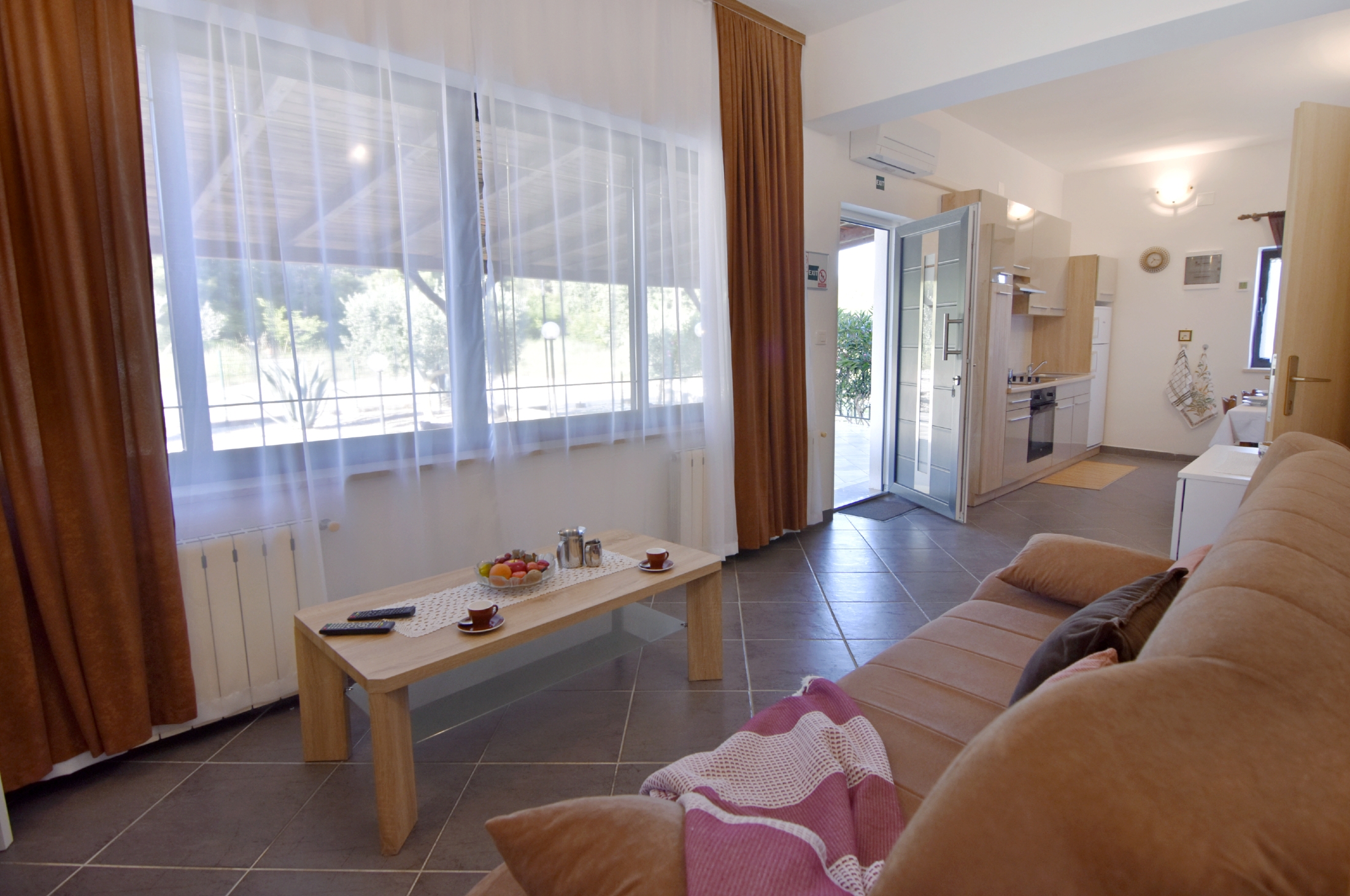 Two bedroom apartment with terrace Grupija, Umag (A-23568-a) Two bedroom apartment with terrace Grupija, Umag (A-23568-a)
