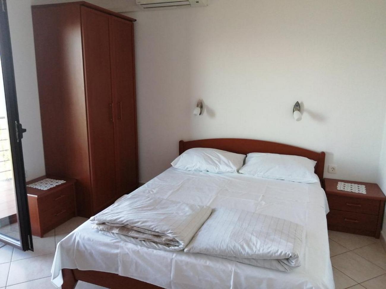 One bedroom apartment with terrace and sea view Lovran, Opatija  A-a