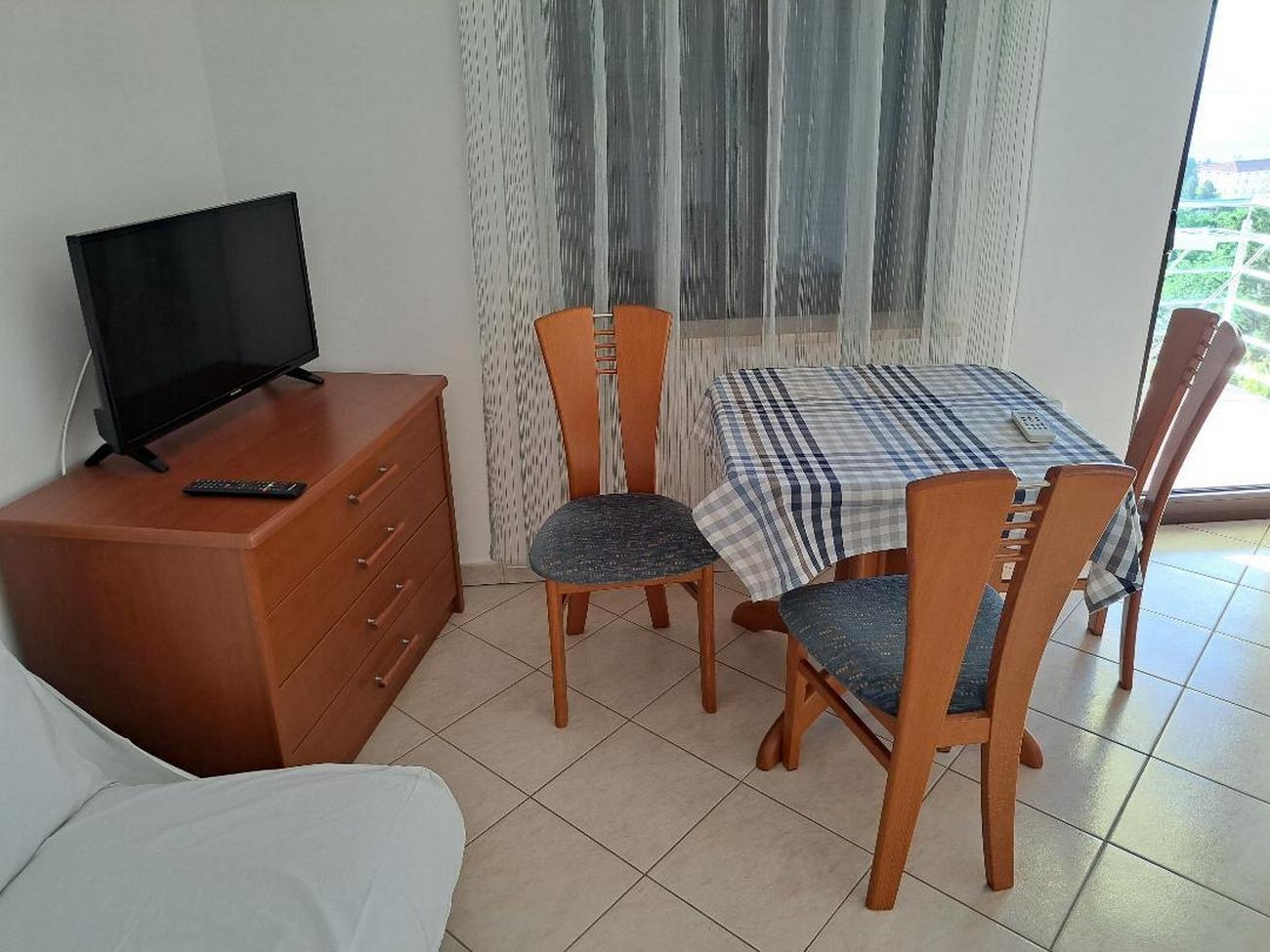 One bedroom apartment with terrace and sea view Lovran, Opatija  A-b