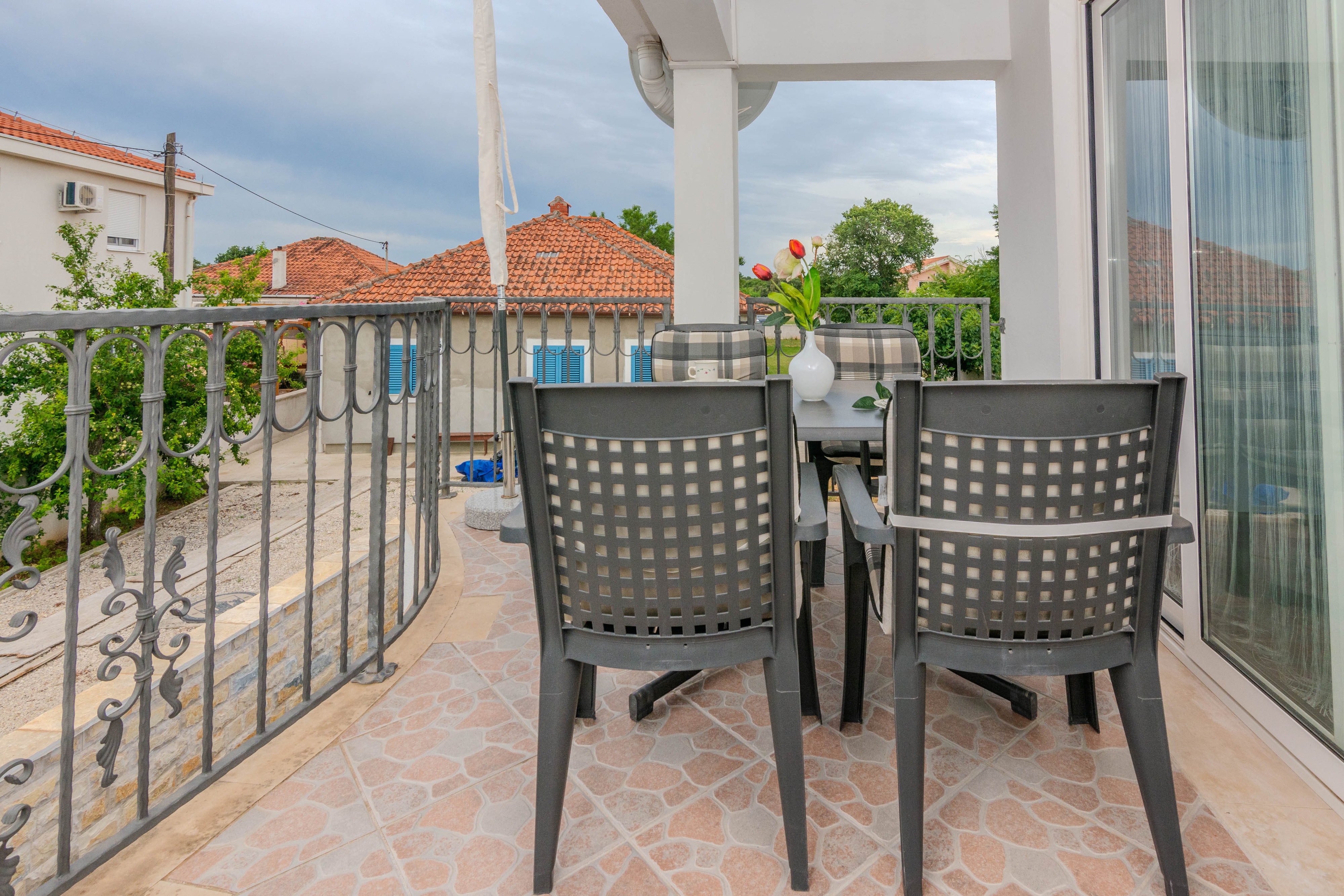 Three bedroom house with terrace Zaton, Zadar  K