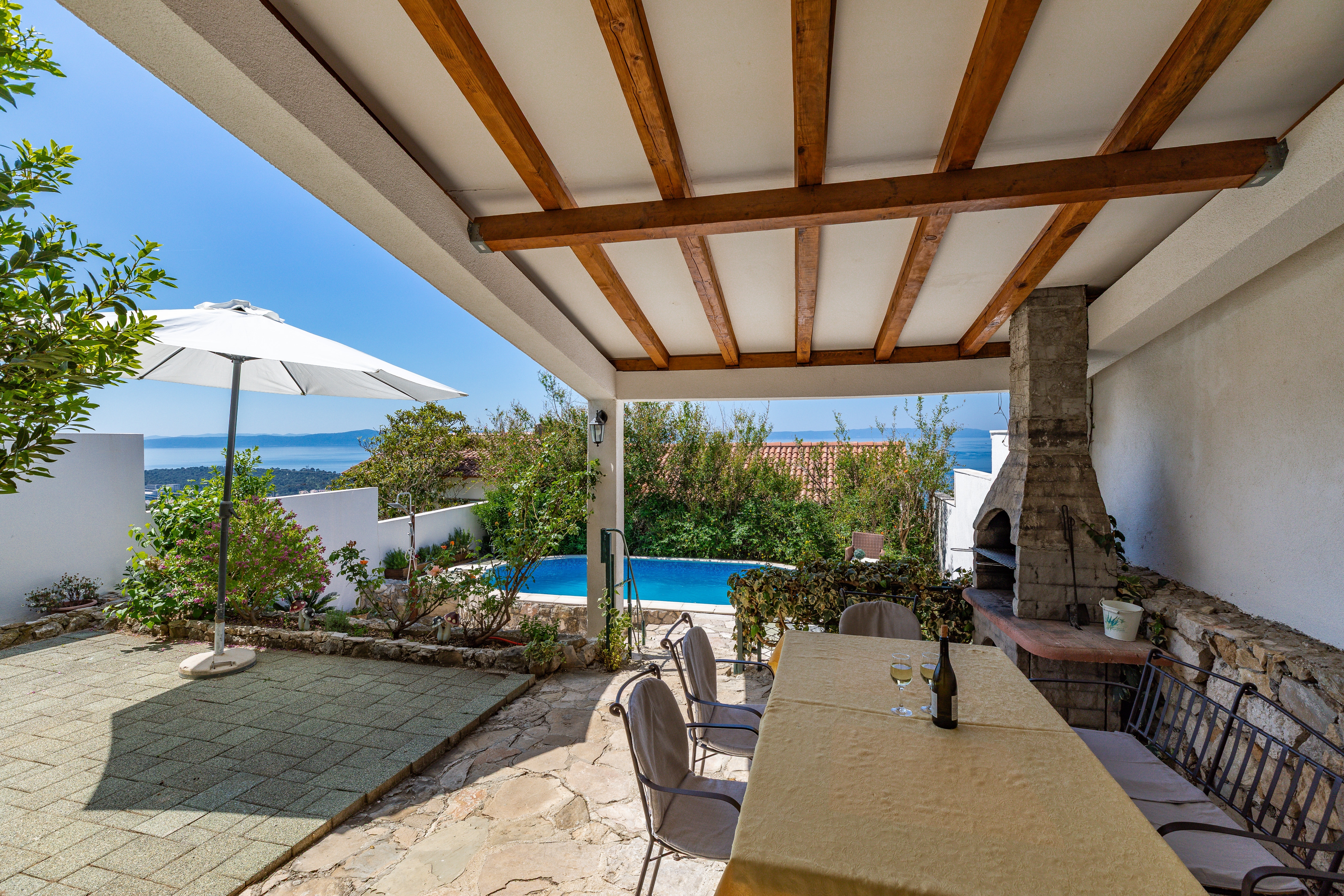 Three bedroom house with terrace and sea view Makarska  K