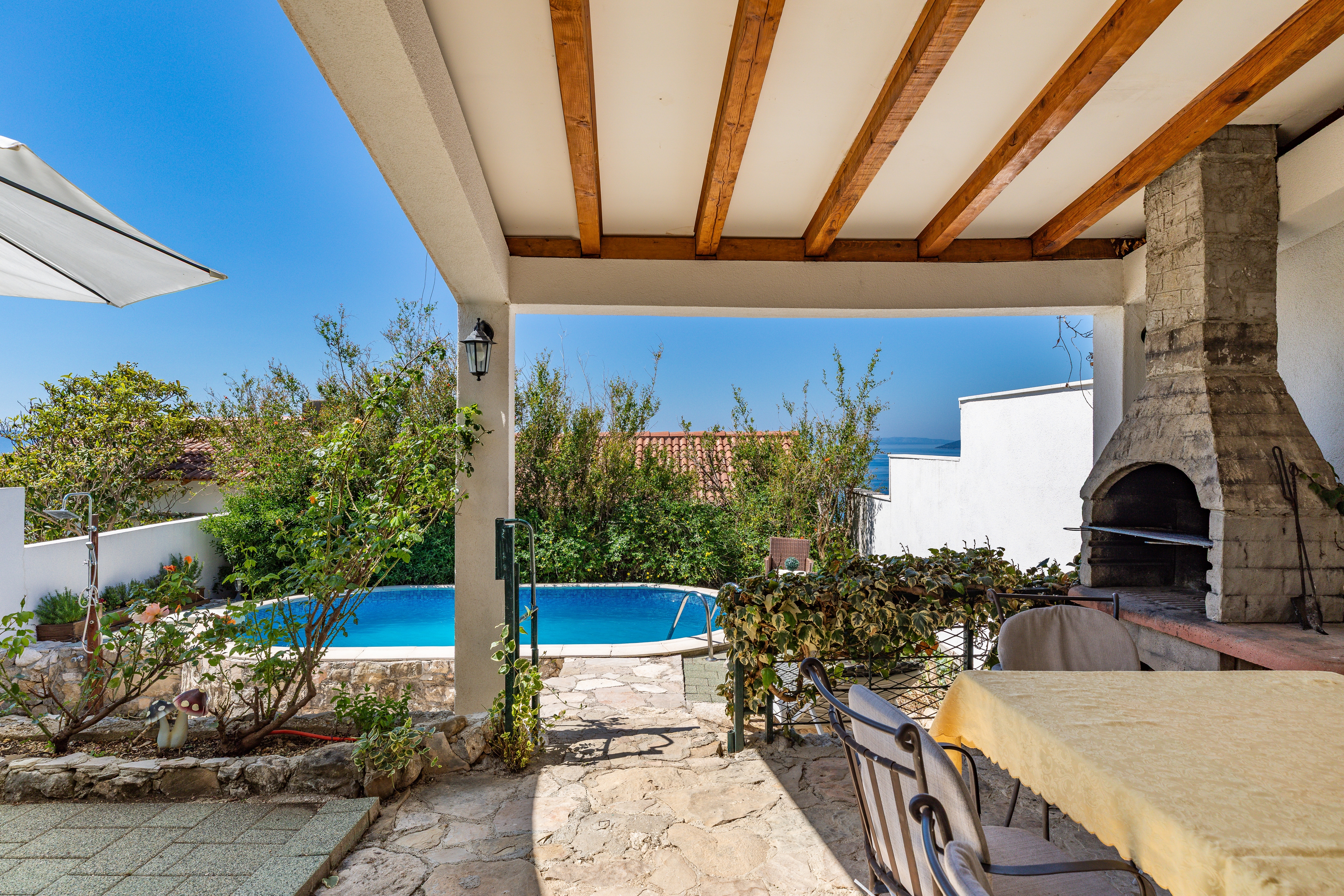 Three bedroom house with terrace and sea view Makarska  K