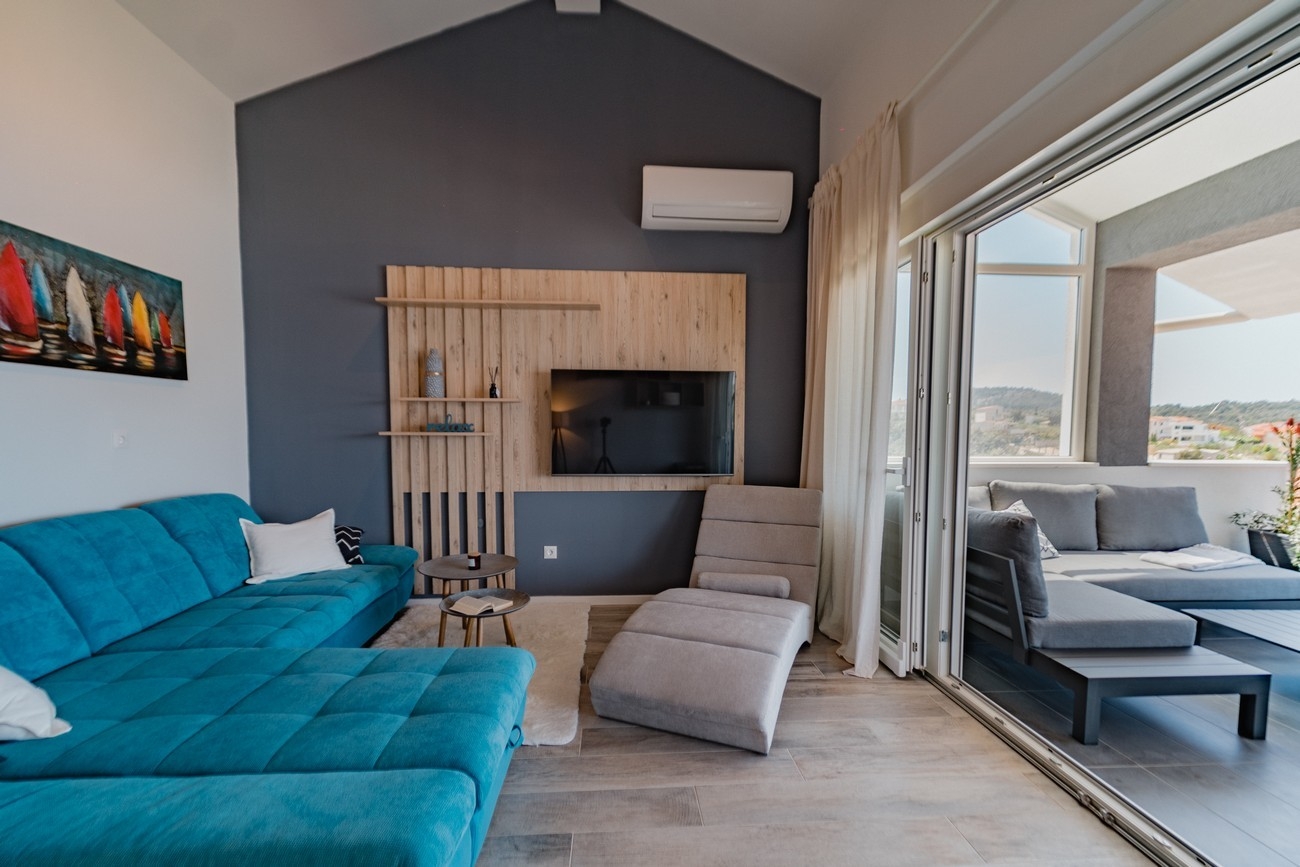 Three bedroom house with terrace and sea view Ražanj (Rogoznica) (K-23572)