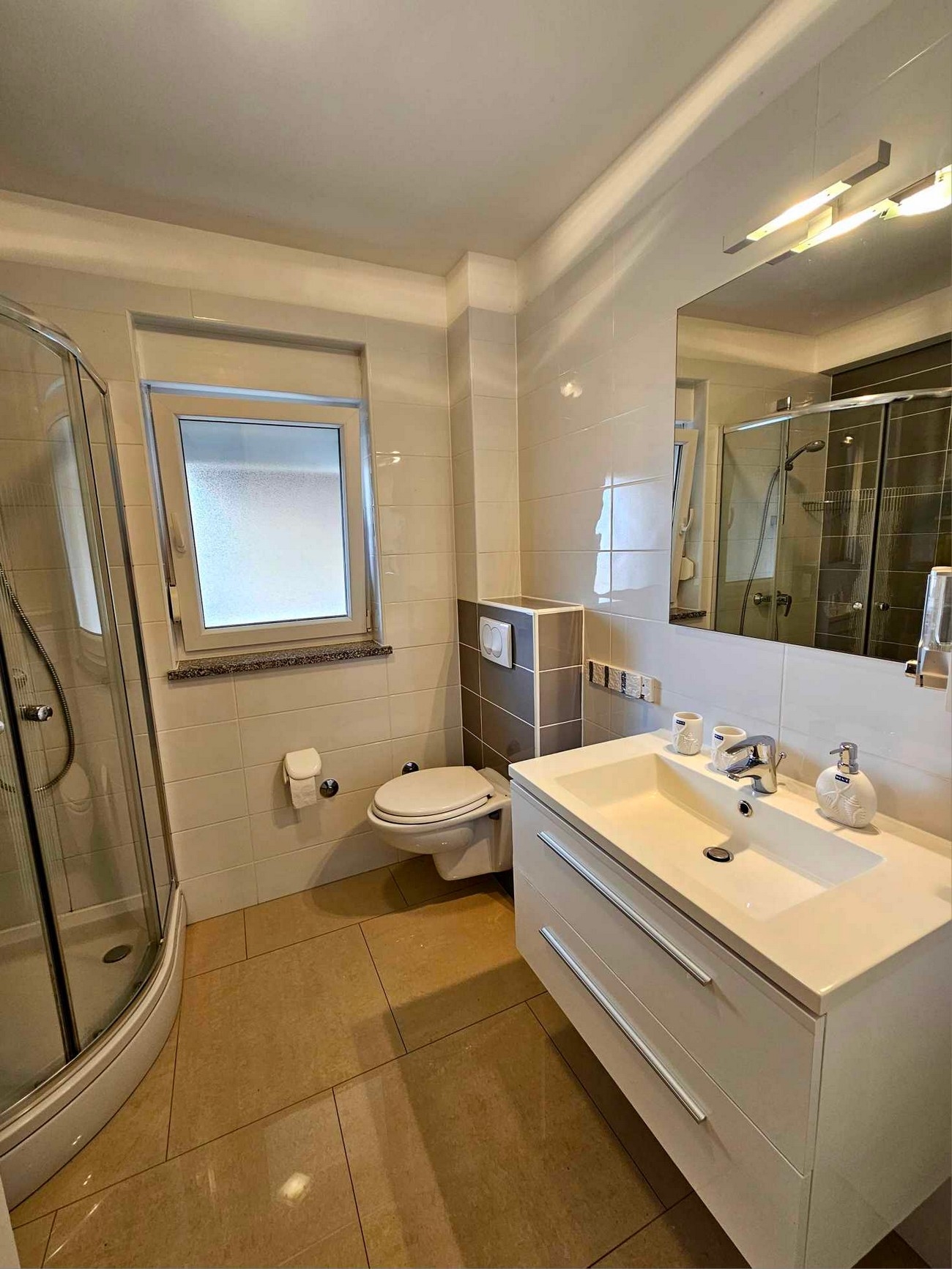Two bedroom apartment with terrace and sea view Njivice, Krk  A-a