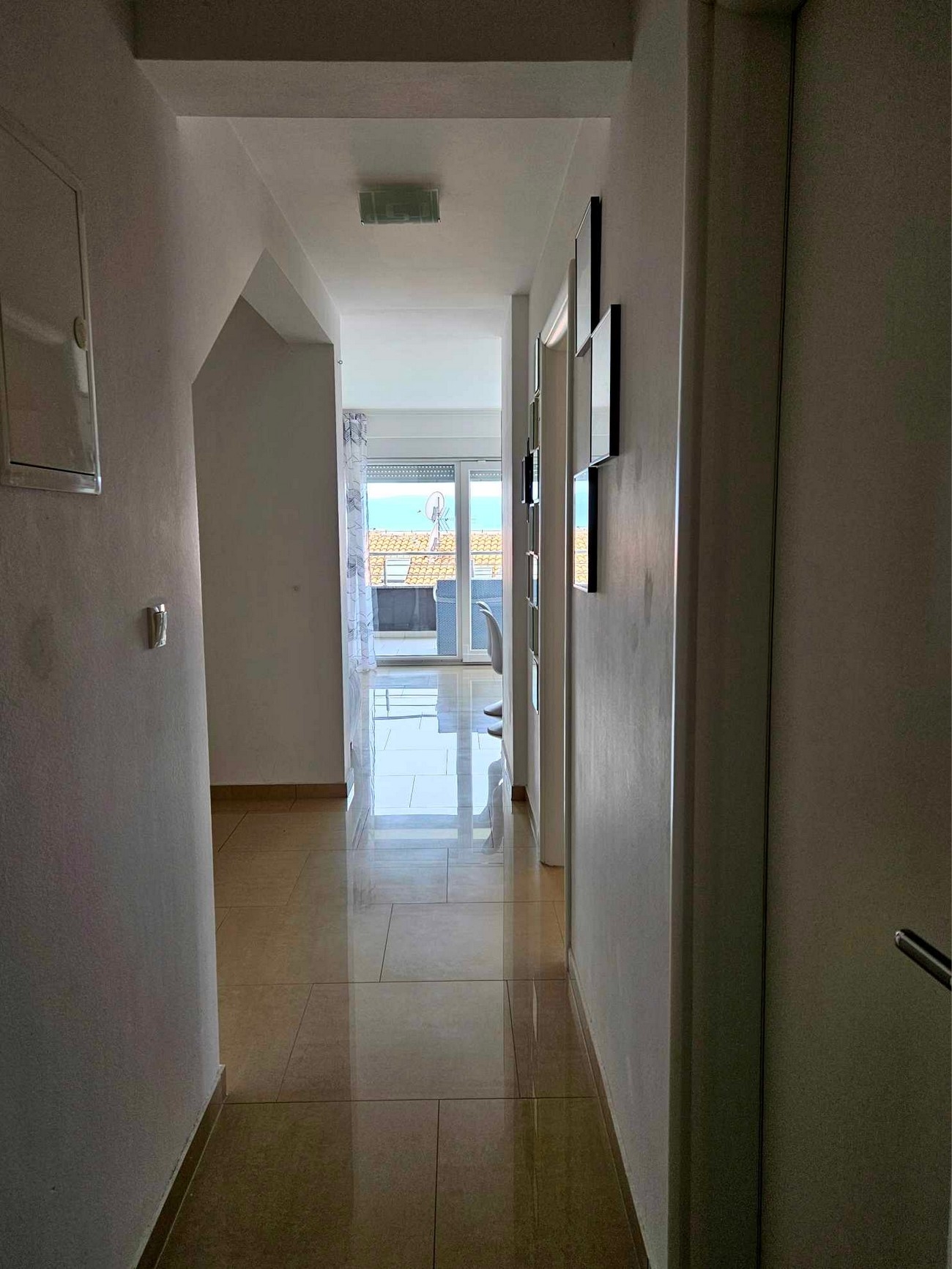 Two bedroom apartment with terrace and sea view Njivice, Krk  A-a