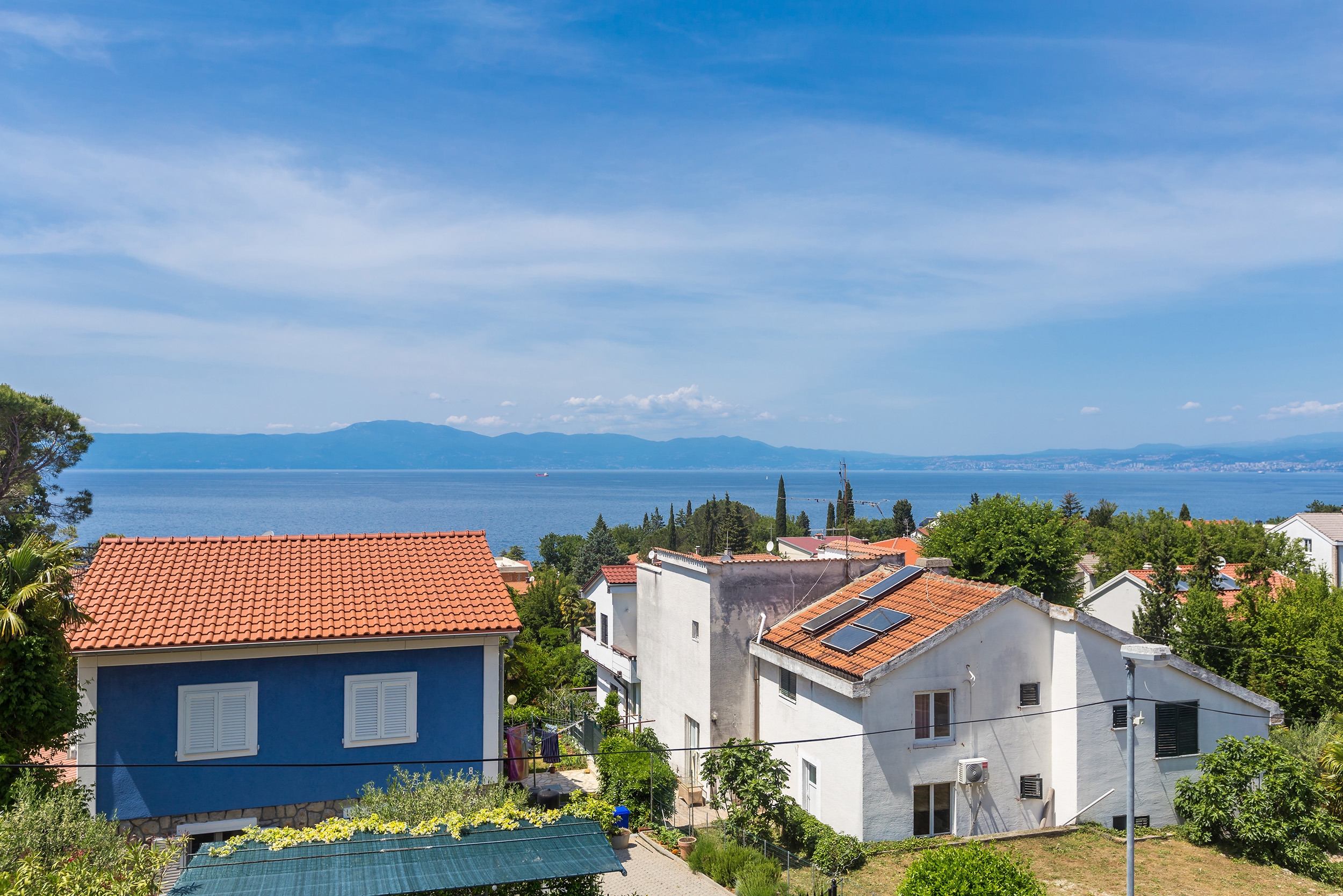 One bedroom apartment with terrace and sea view Njivice, Krk  A-b