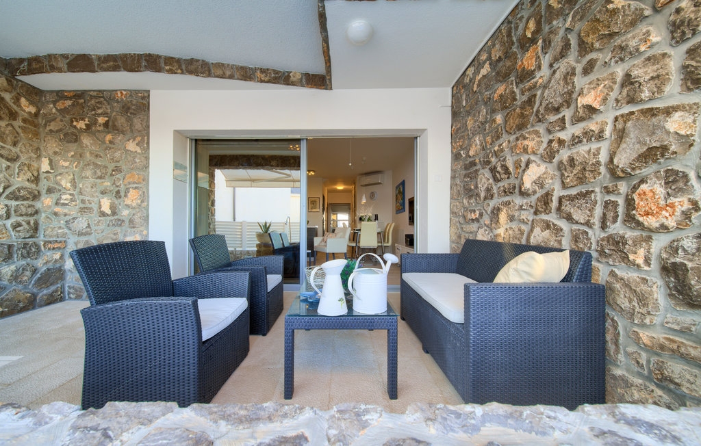Two bedroom house with balcony Krk  K