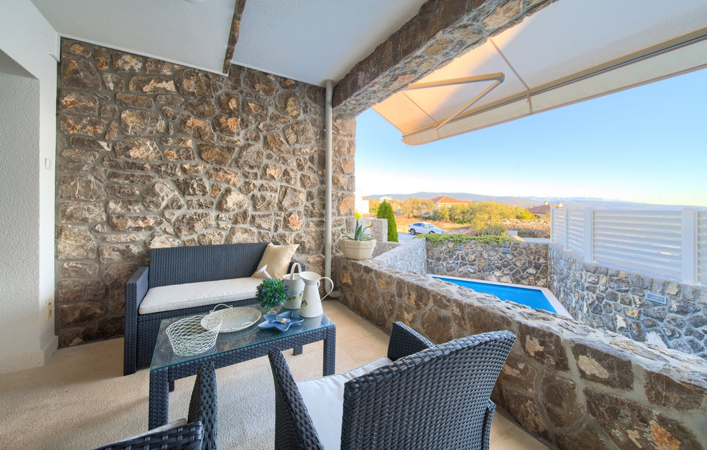 Two bedroom house with balcony Krk  K