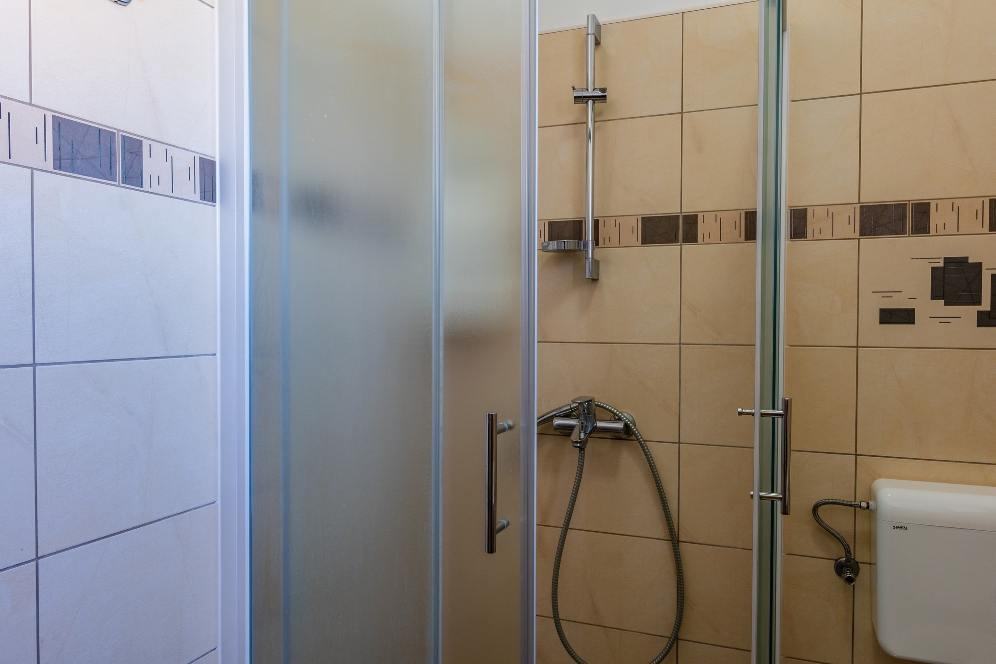 Two bedroom apartment with balcony Privlaka, Zadar  A-b