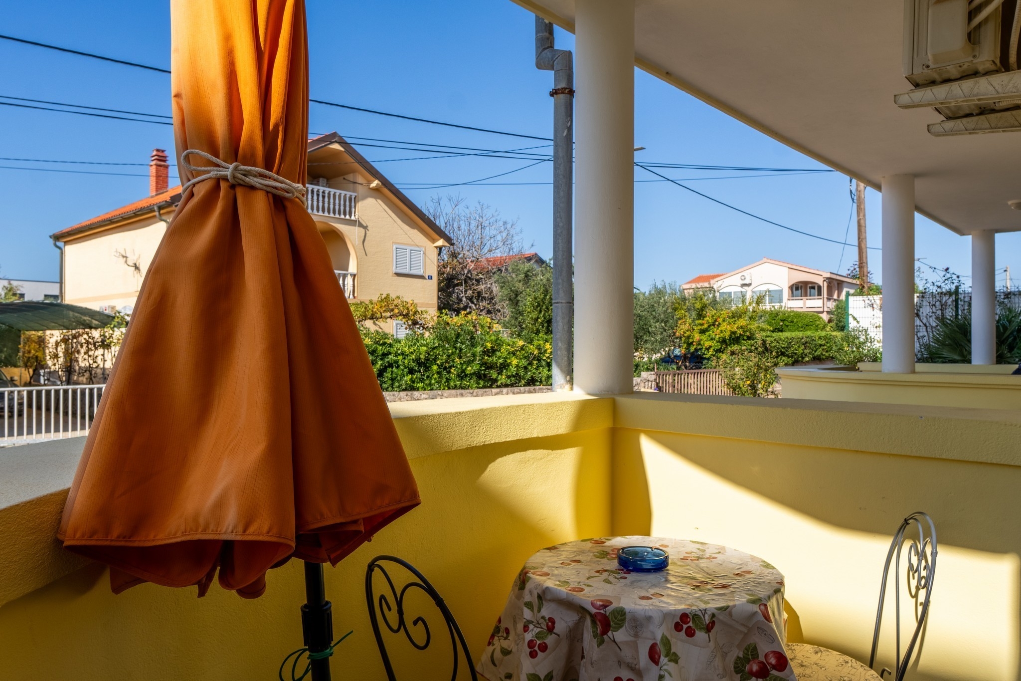 One bedroom apartment with terrace Vir  A-b