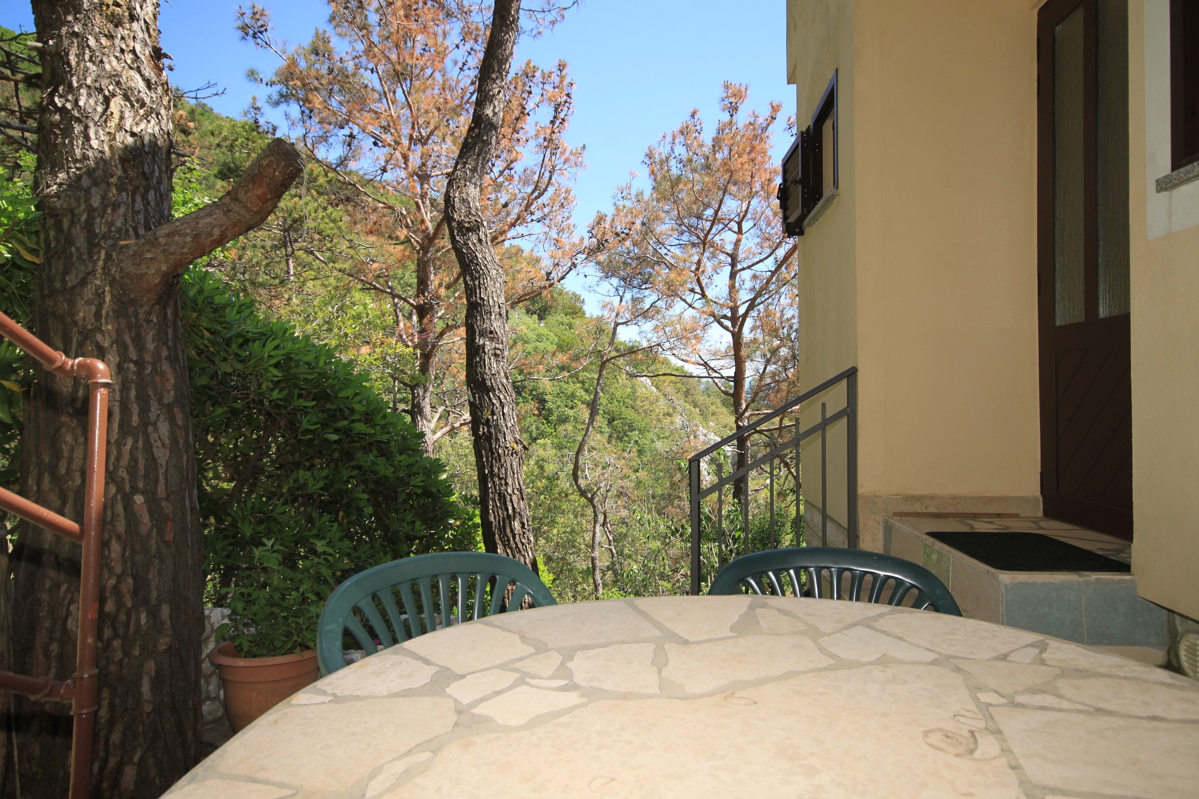 One bedroom apartment with terrace and sea view Brseč, Opatija  A-a