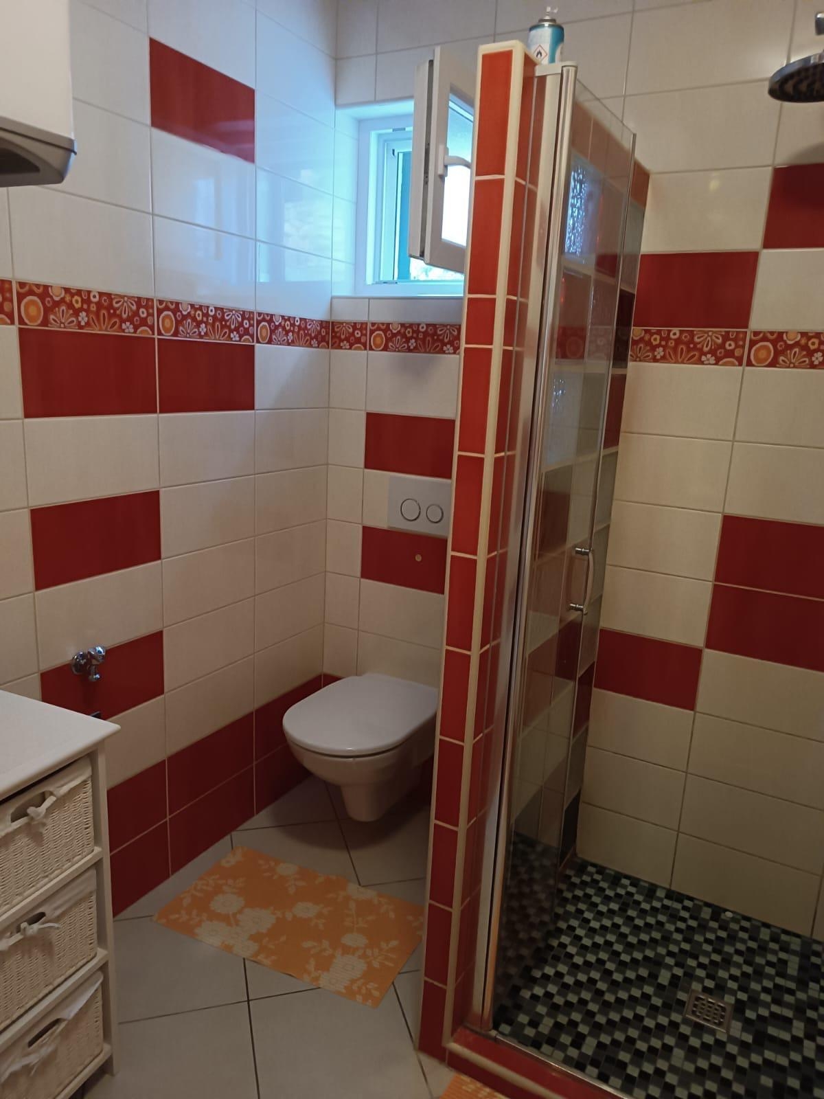 Two bedroom apartment near beach Šparadići, Šibenik  A-a