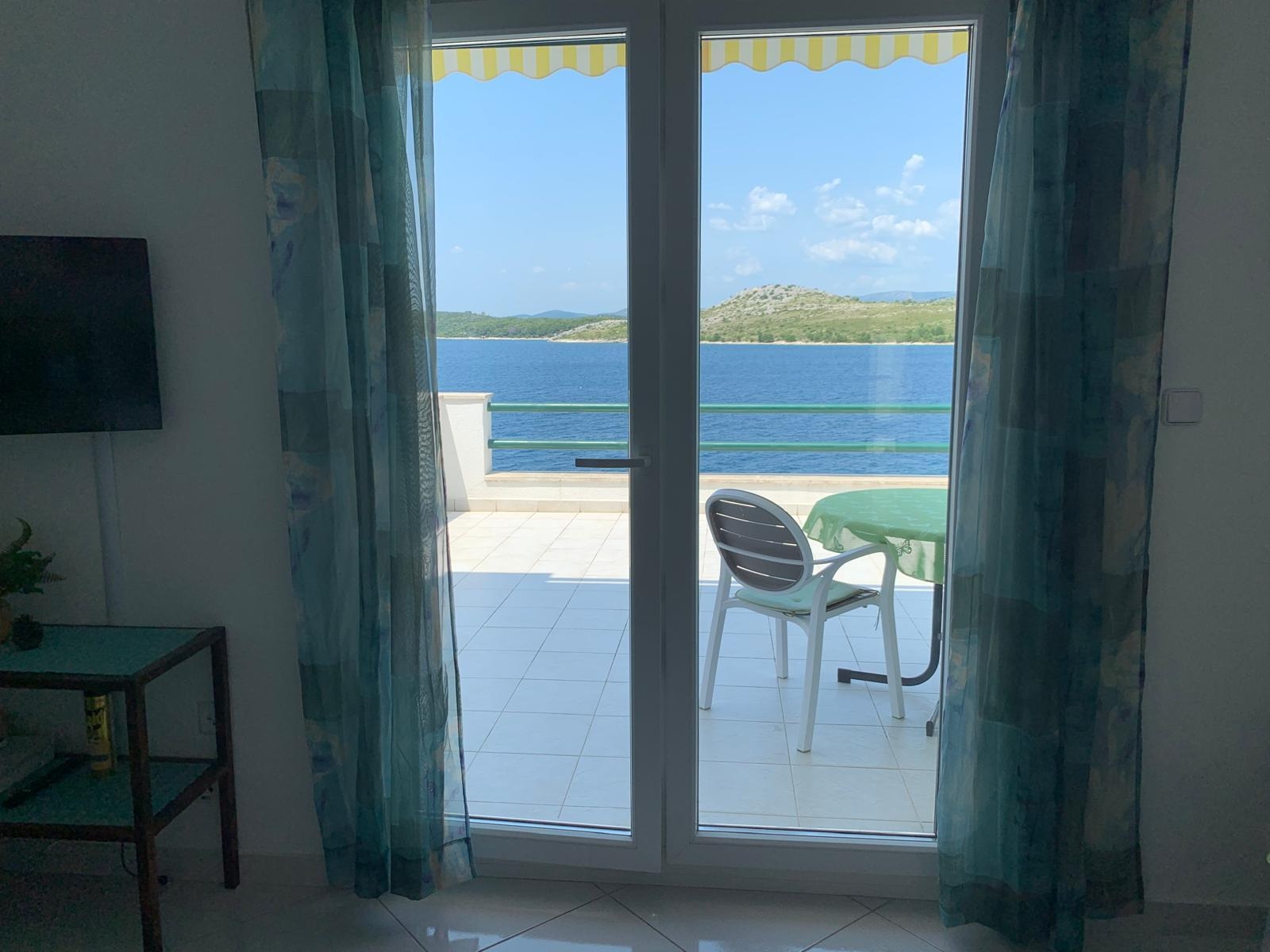 One bedroom apartment near beach Šparadići, Šibenik (A-23591-c) One bedroom apartment near beach Šparadići, Šibenik (A-23591-c)