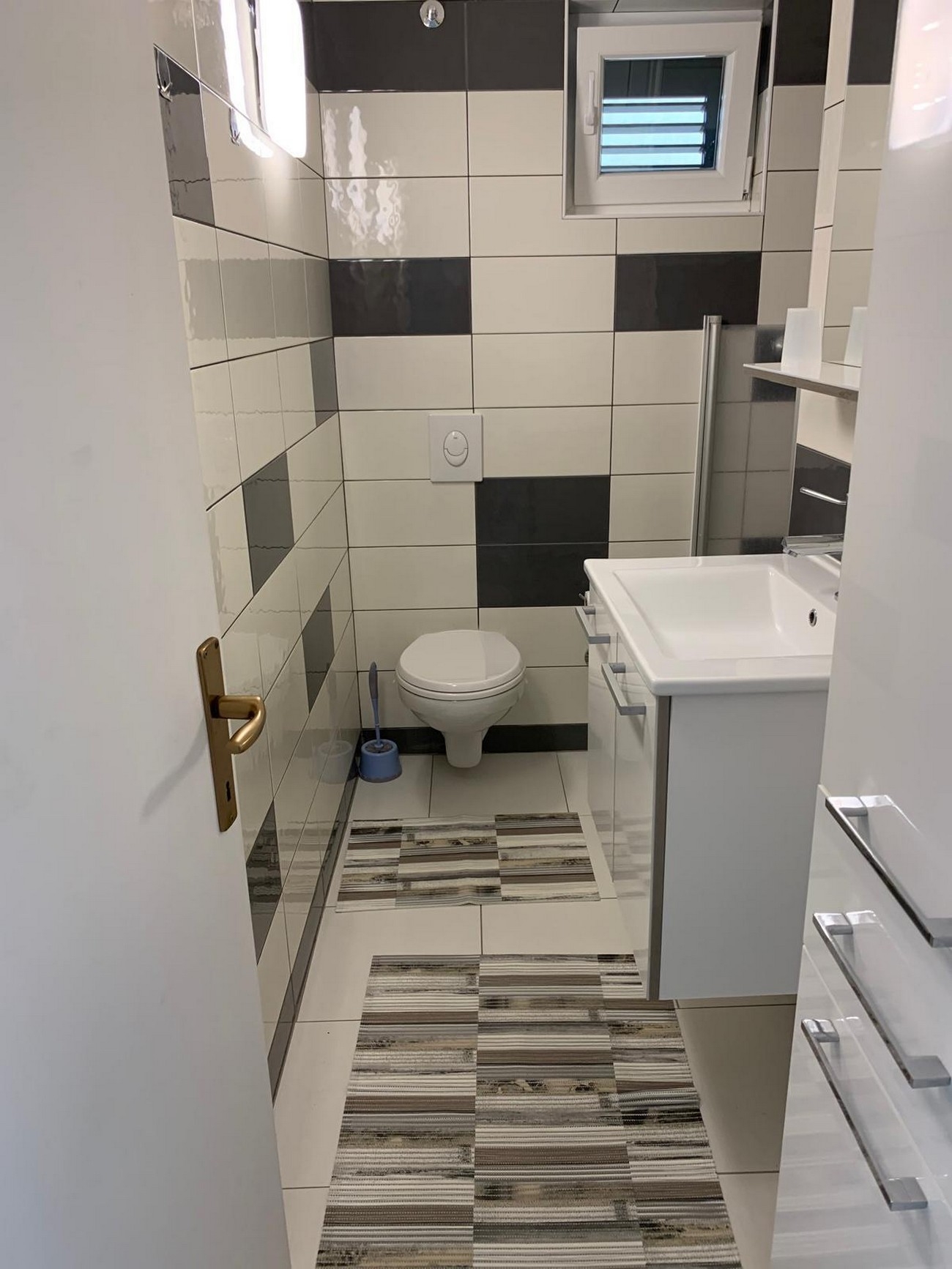 One bedroom apartment near beach Šparadići, Šibenik  A-e