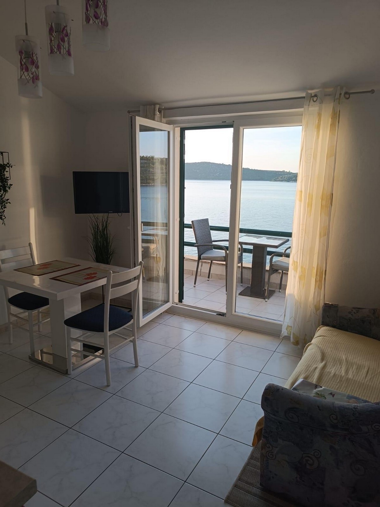 One bedroom apartment near beach Šparadići, Šibenik (A-23591-e) One bedroom apartment near beach Šparadići, Šibenik (A-23591-e)