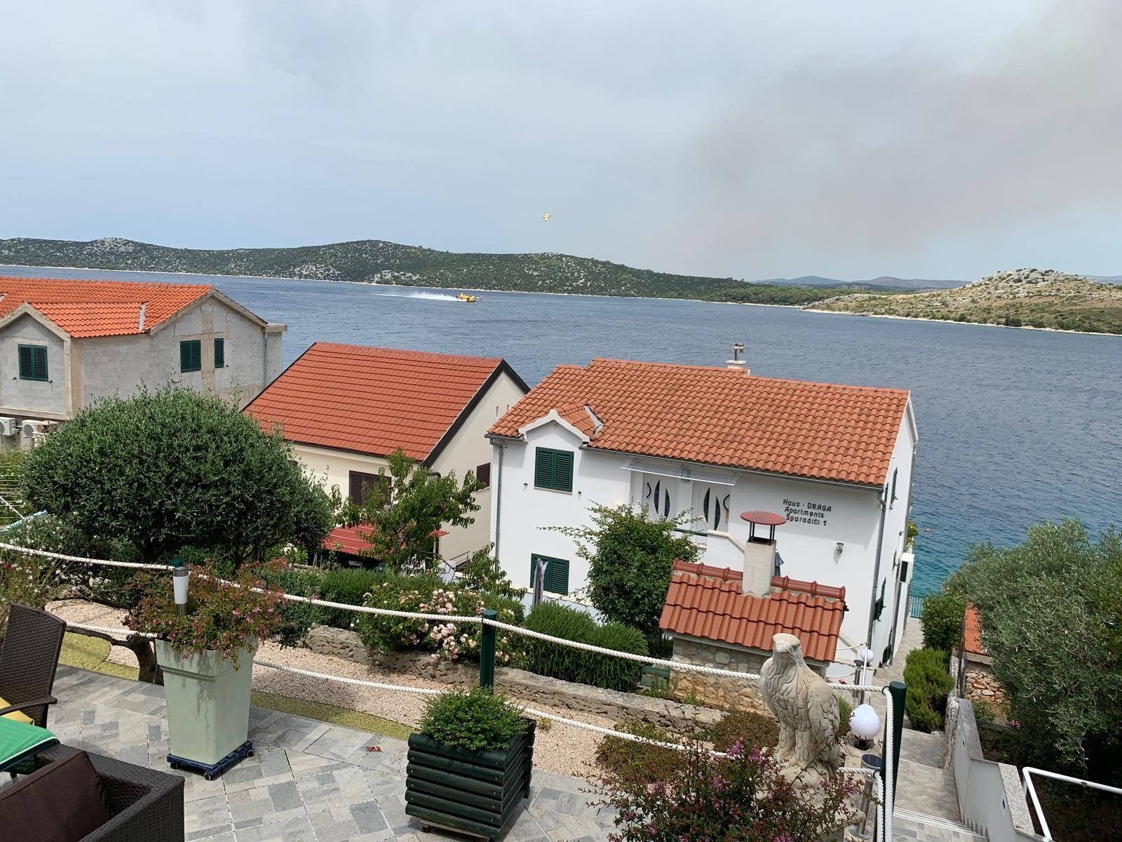 One bedroom apartment near beach Šparadići, Šibenik (A-23591-b) One bedroom apartment near beach Šparadići, Šibenik (A-23591-b)