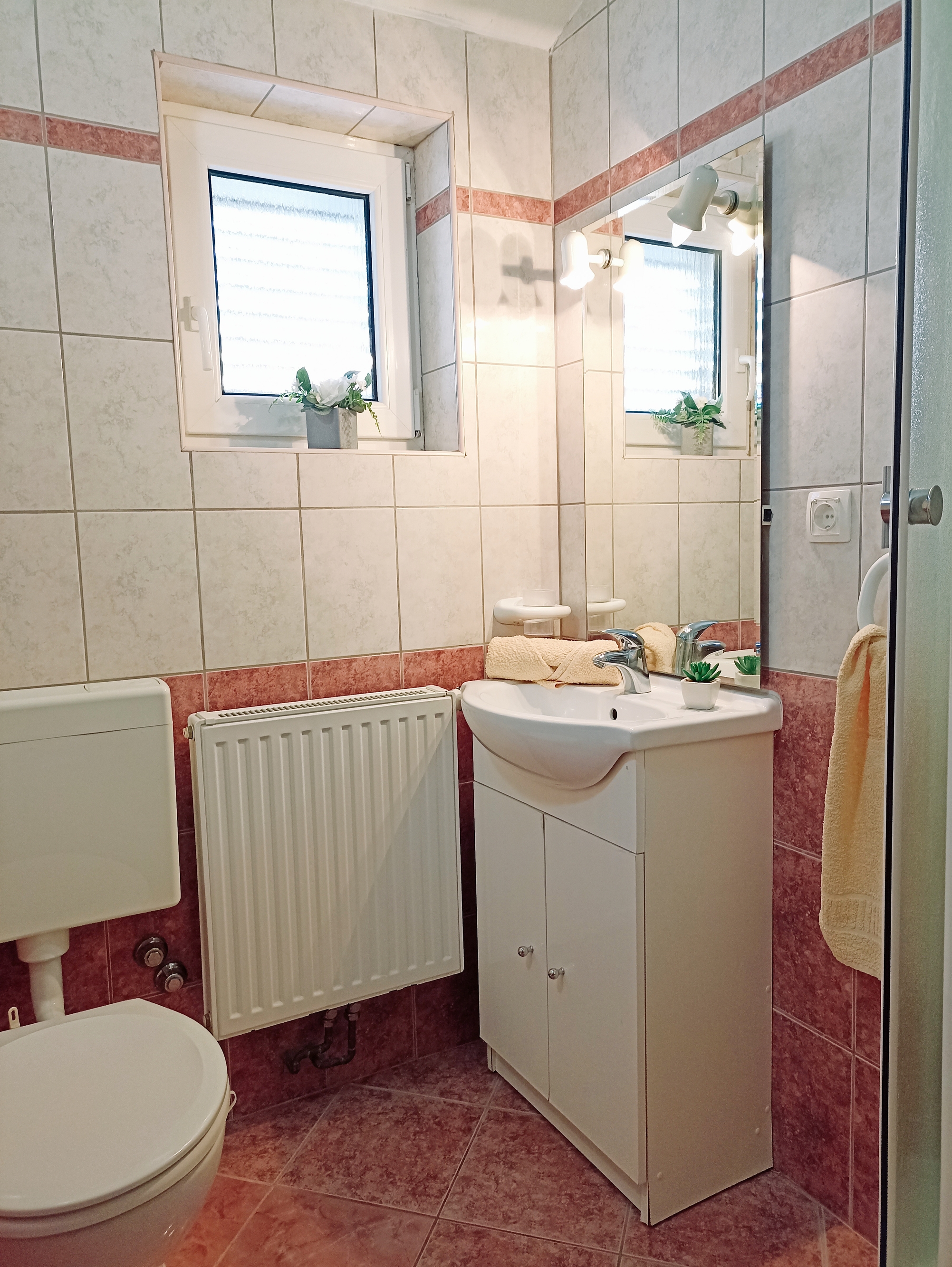 One bedroom apartment with balcony and sea view Senj  A-c