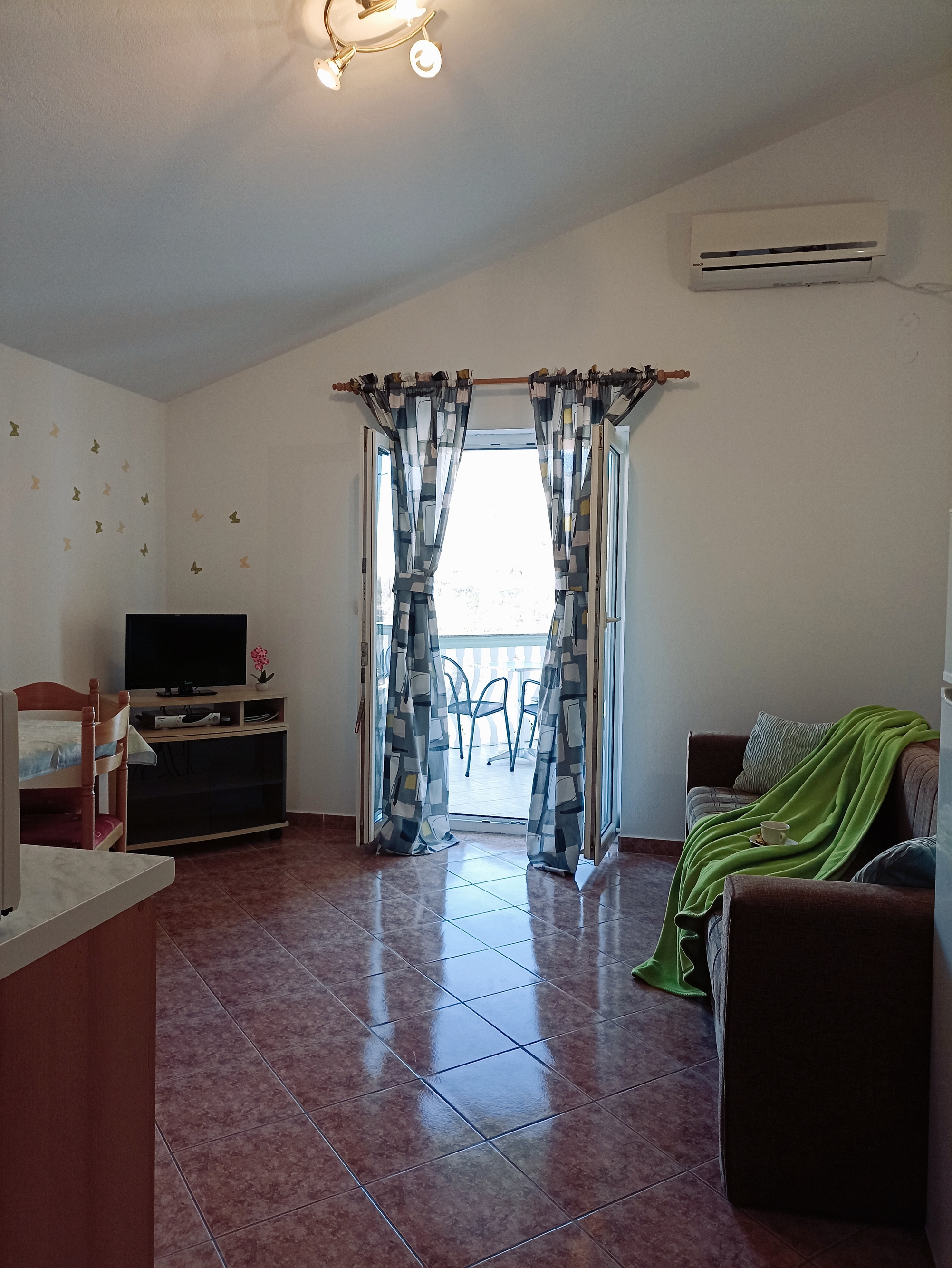 One bedroom apartment with balcony and sea view Senj (A-23592-c)