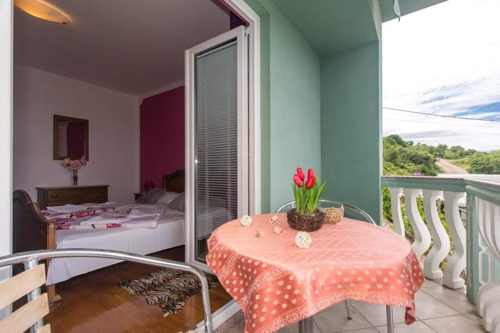 One bedroom apartment with terrace and sea view Senj  A-d