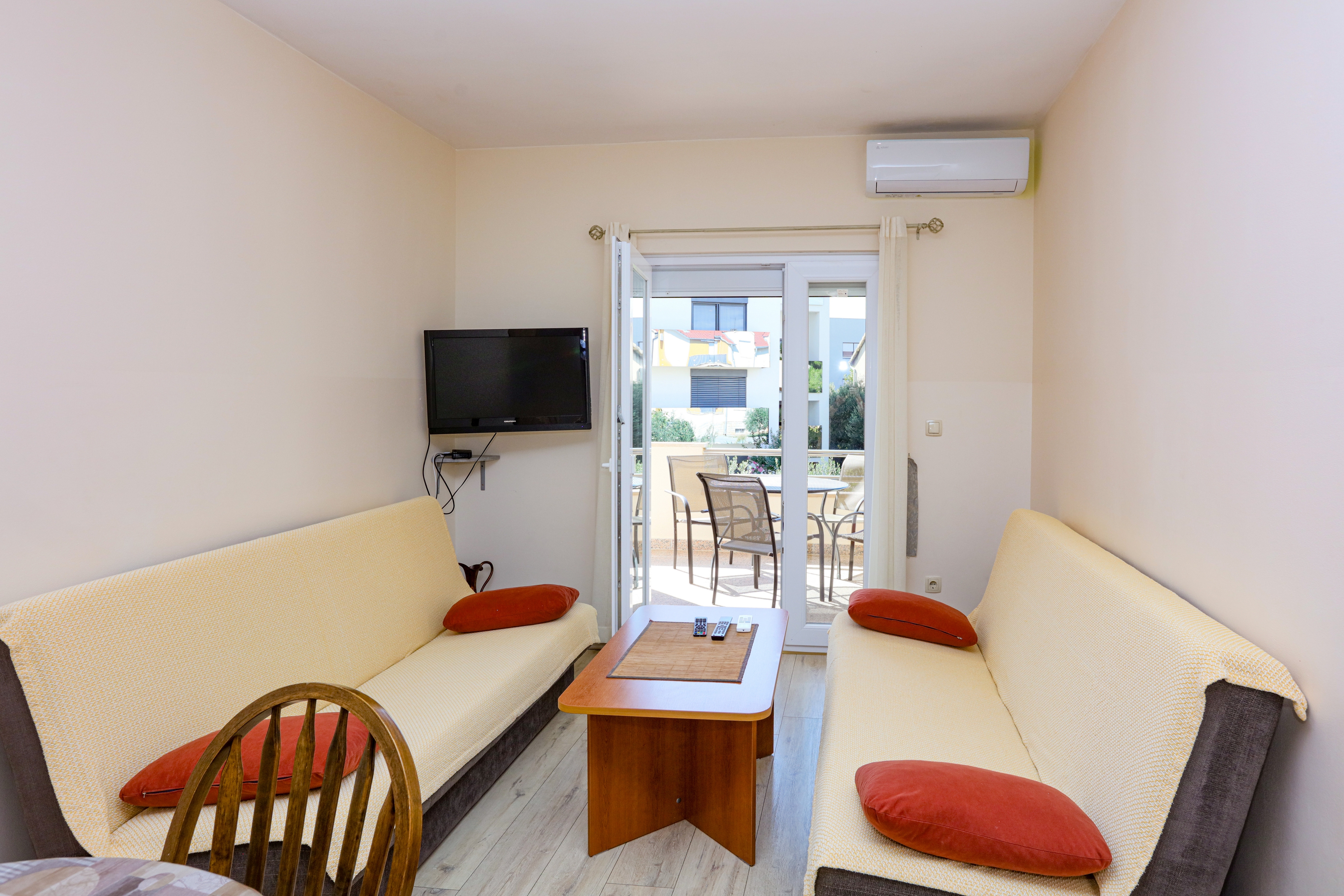 One bedroom apartment with balcony Srima - Vodice, Vodice (A-23593-a) One bedroom apartment with balcony Srima - Vodice, Vodice (A-23593-a)