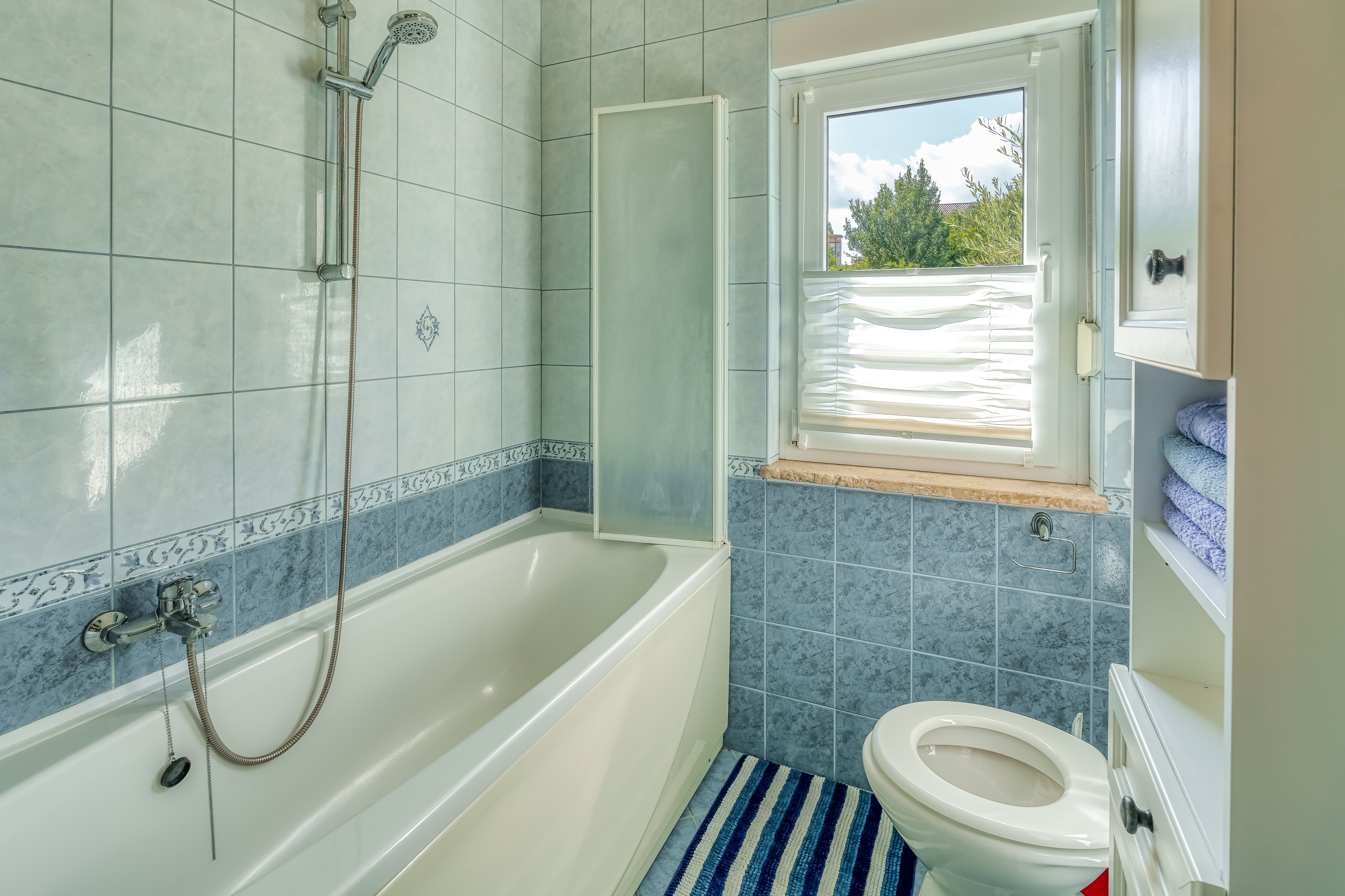 Four bedroom house with terrace and sea view Polje, Krk  K