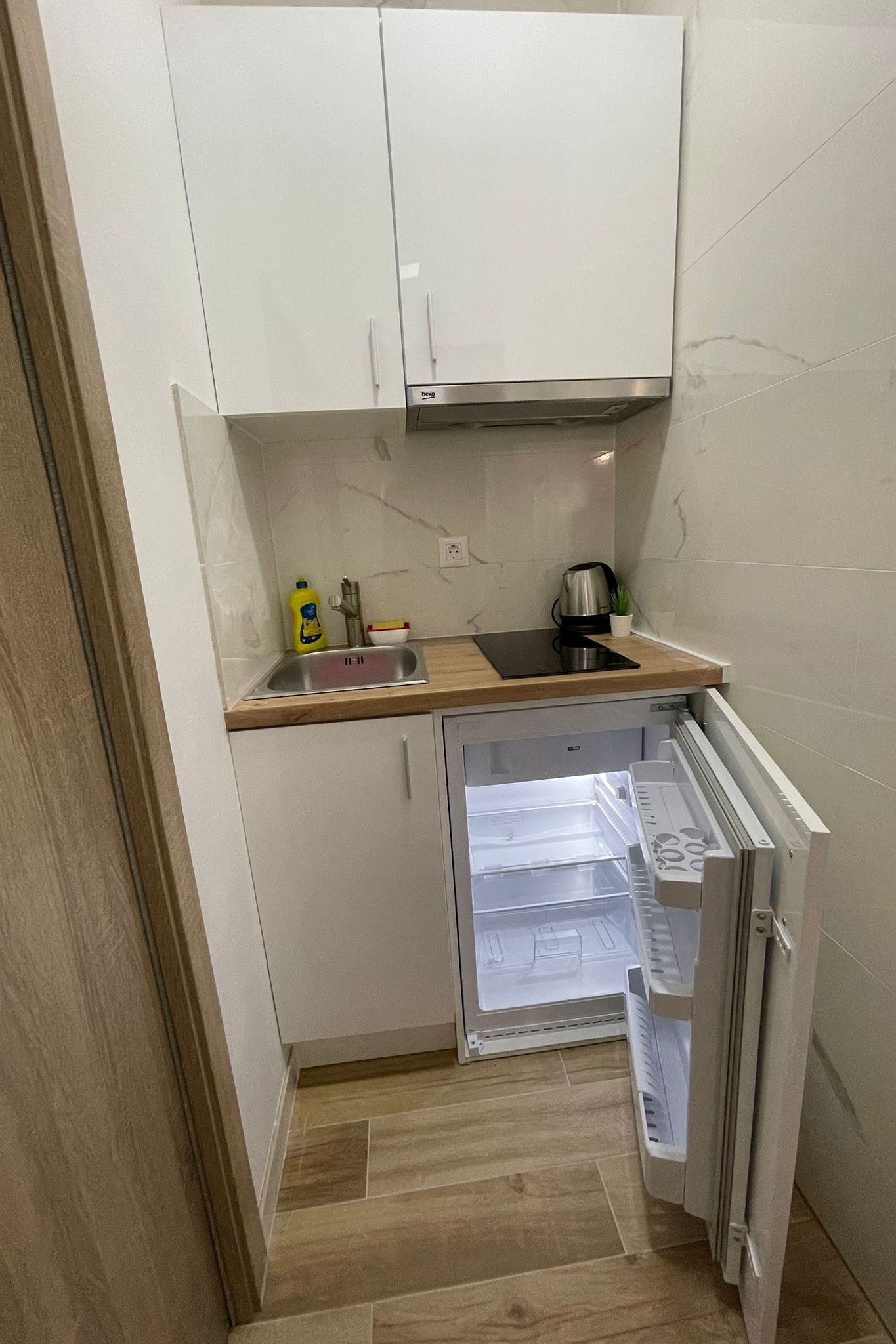 Studio flat with terrace and sea view Baška Voda, Makarska (AS-23599-a) Studio flat with terrace and sea view Baška Voda, Makarska (AS-23599-a)