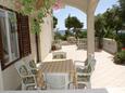 Šimuni, Terrasse dans l’hébergement en type apartment, avec la vue sur la mer et WiFi.