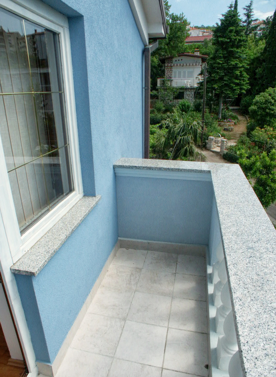 One bedroom apartment with terrace and sea view Crikvenica  A-b