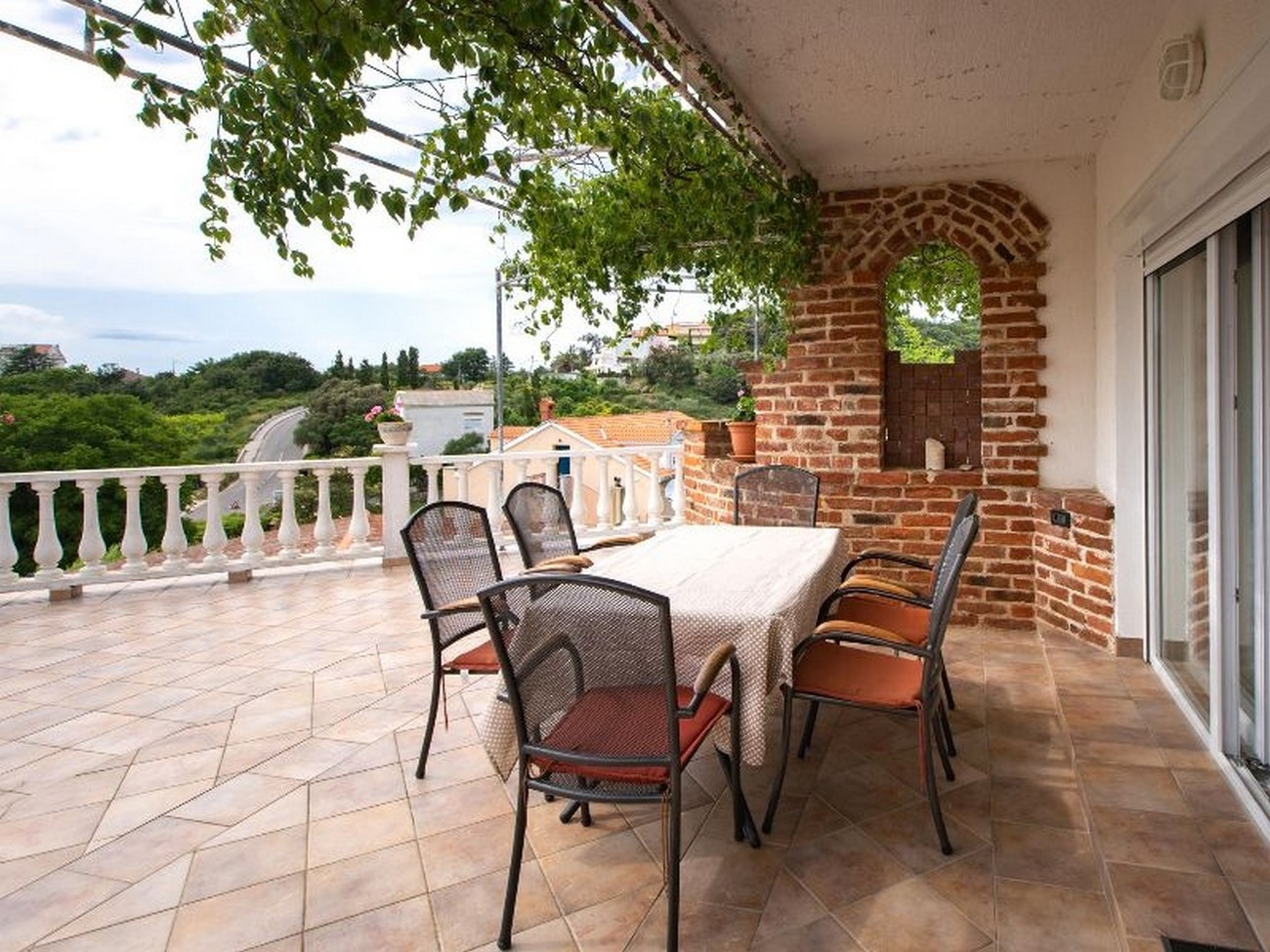 Three bedroom apartment with terrace Kampor, Rab  A-a