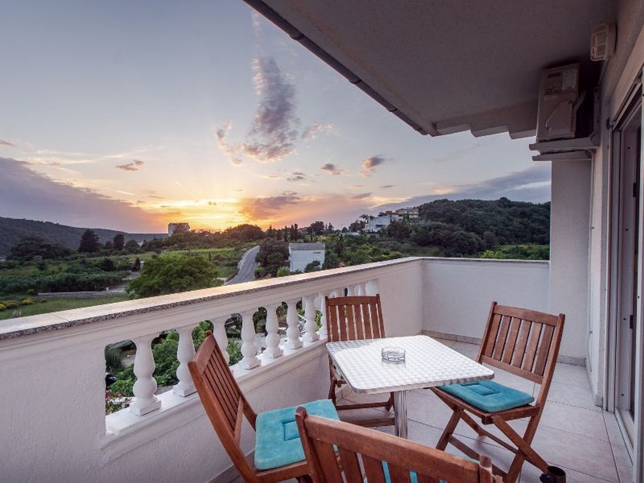 Top Rab Kampor Top Rab Kampor