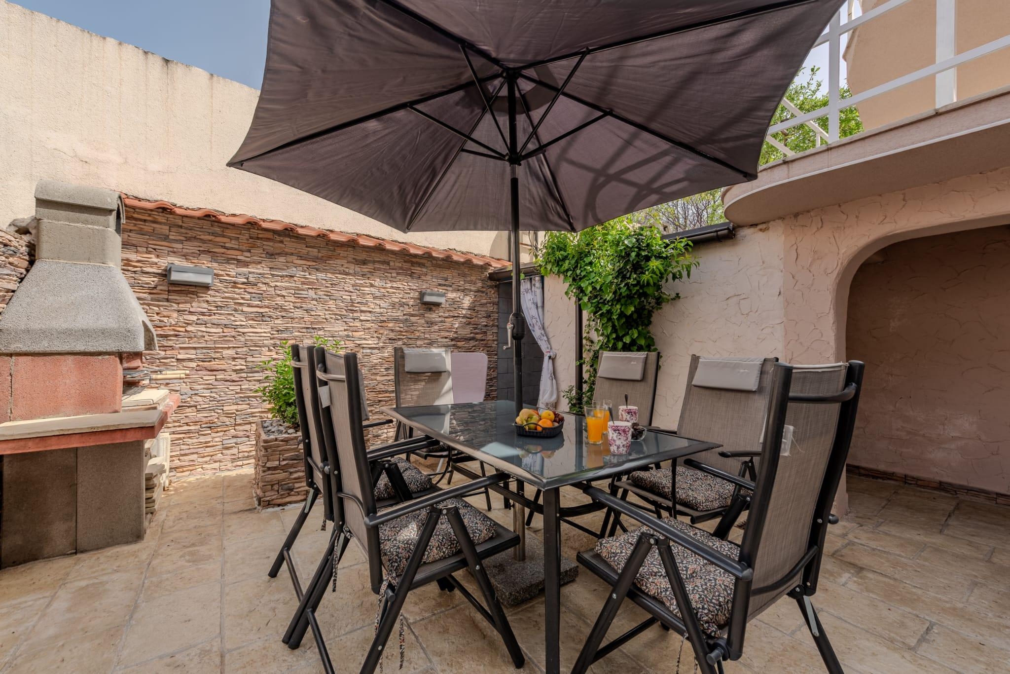 Studio flat near beach Ribarica, Karlobag (AS-23603-a)