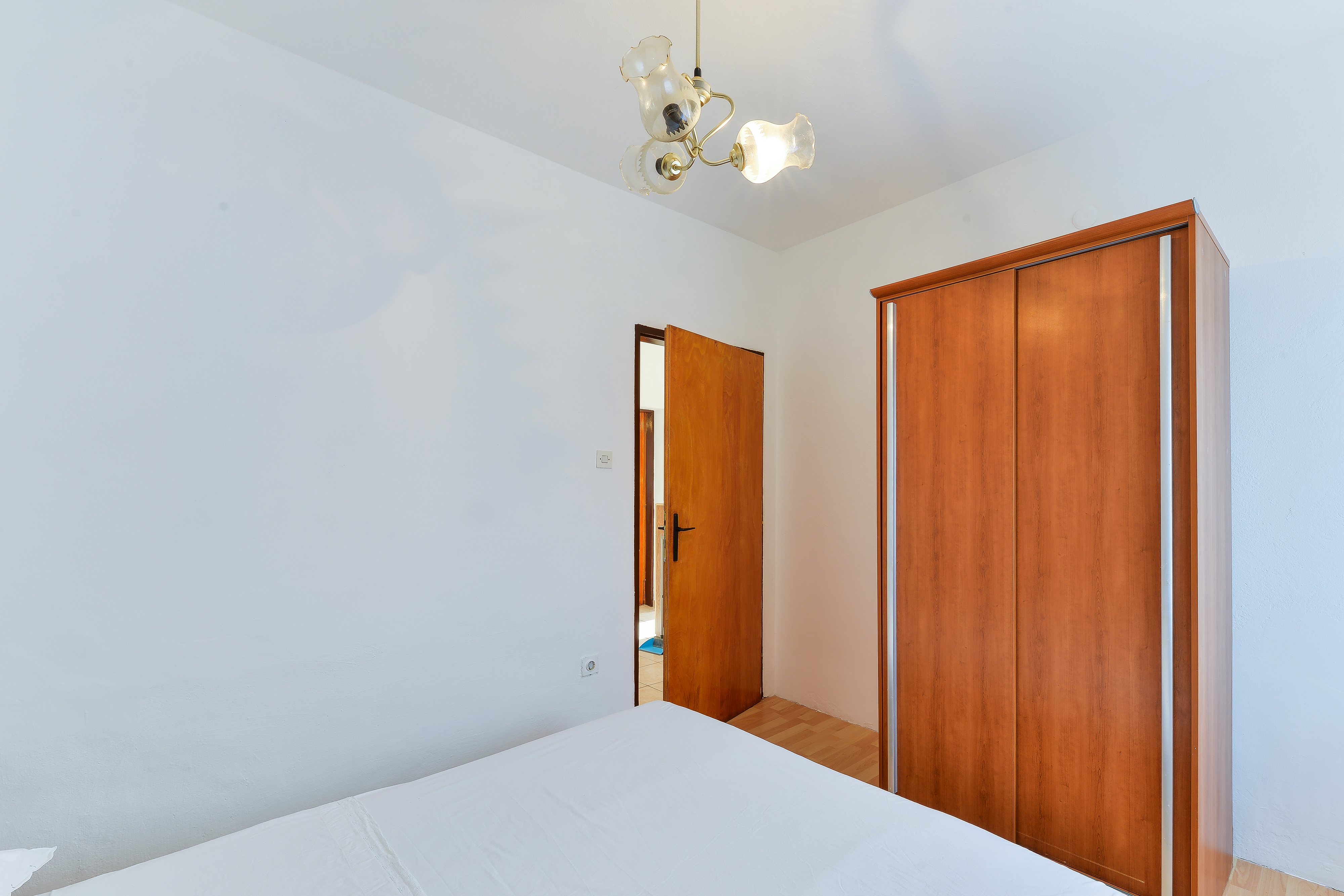Three bedroom apartment with terrace Vir  A-a