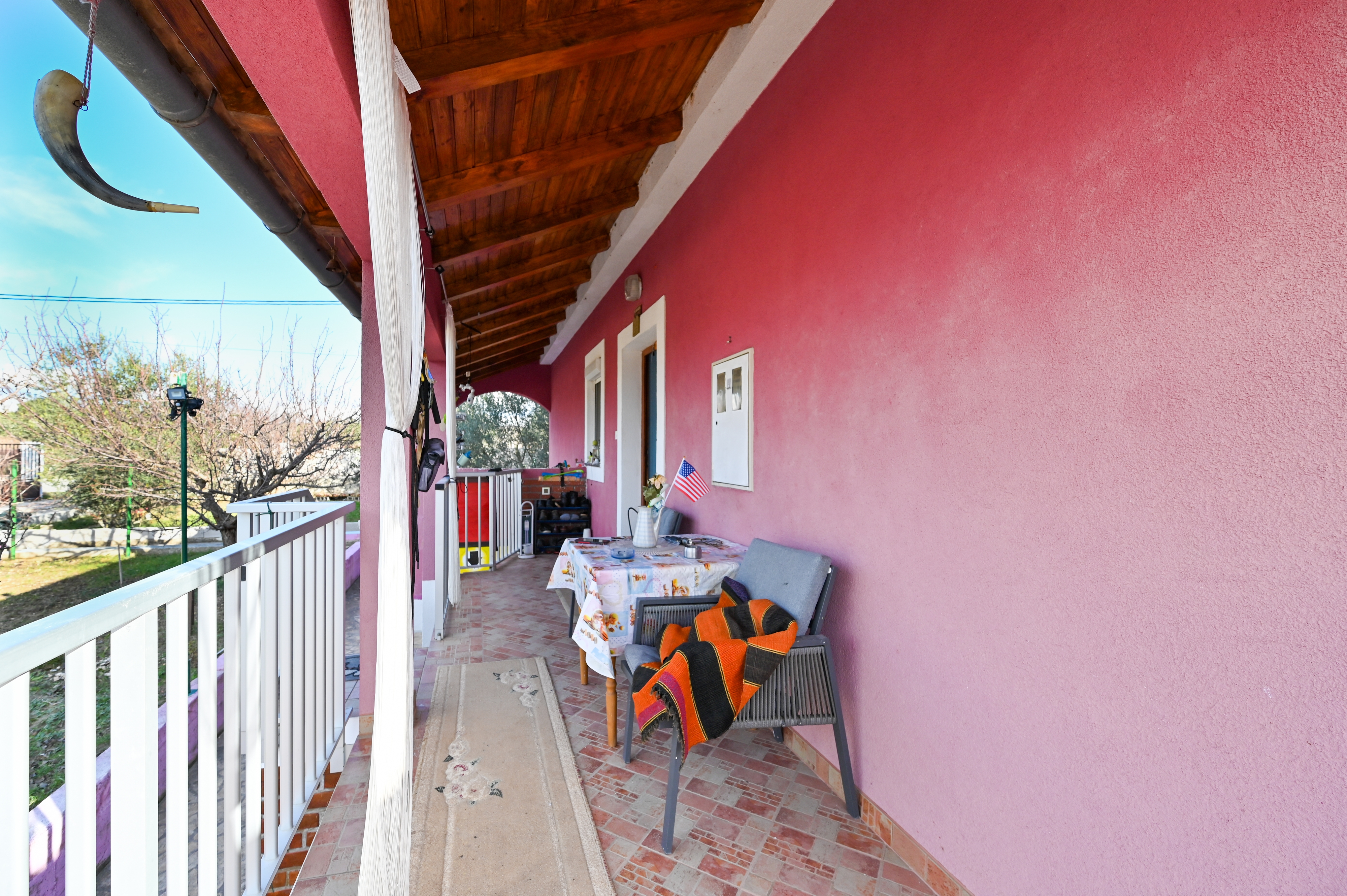 Two bedroom house with terrace Zemunik Donji, Zadar  K