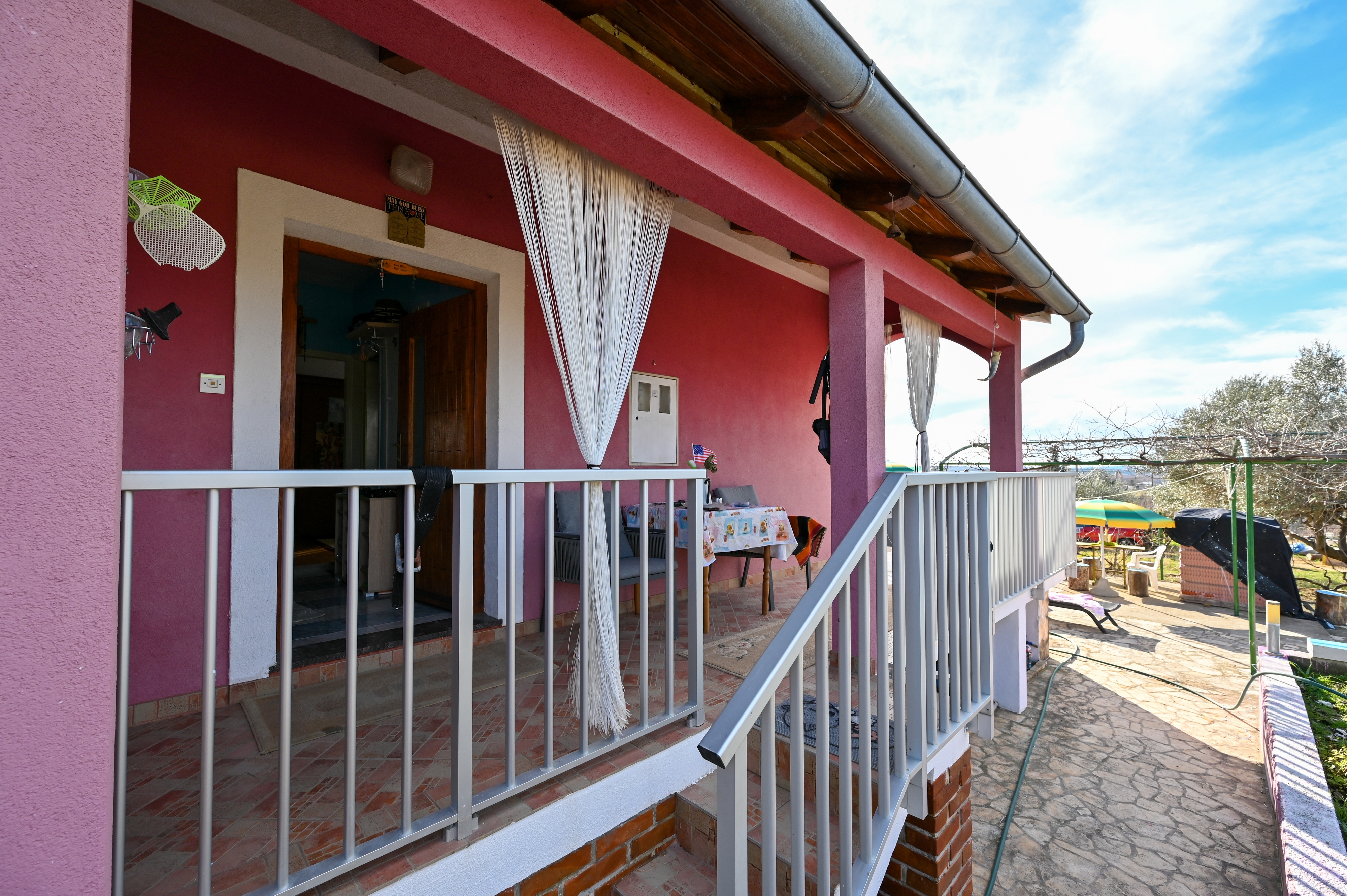 Two bedroom house with terrace Zemunik Donji, Zadar  K