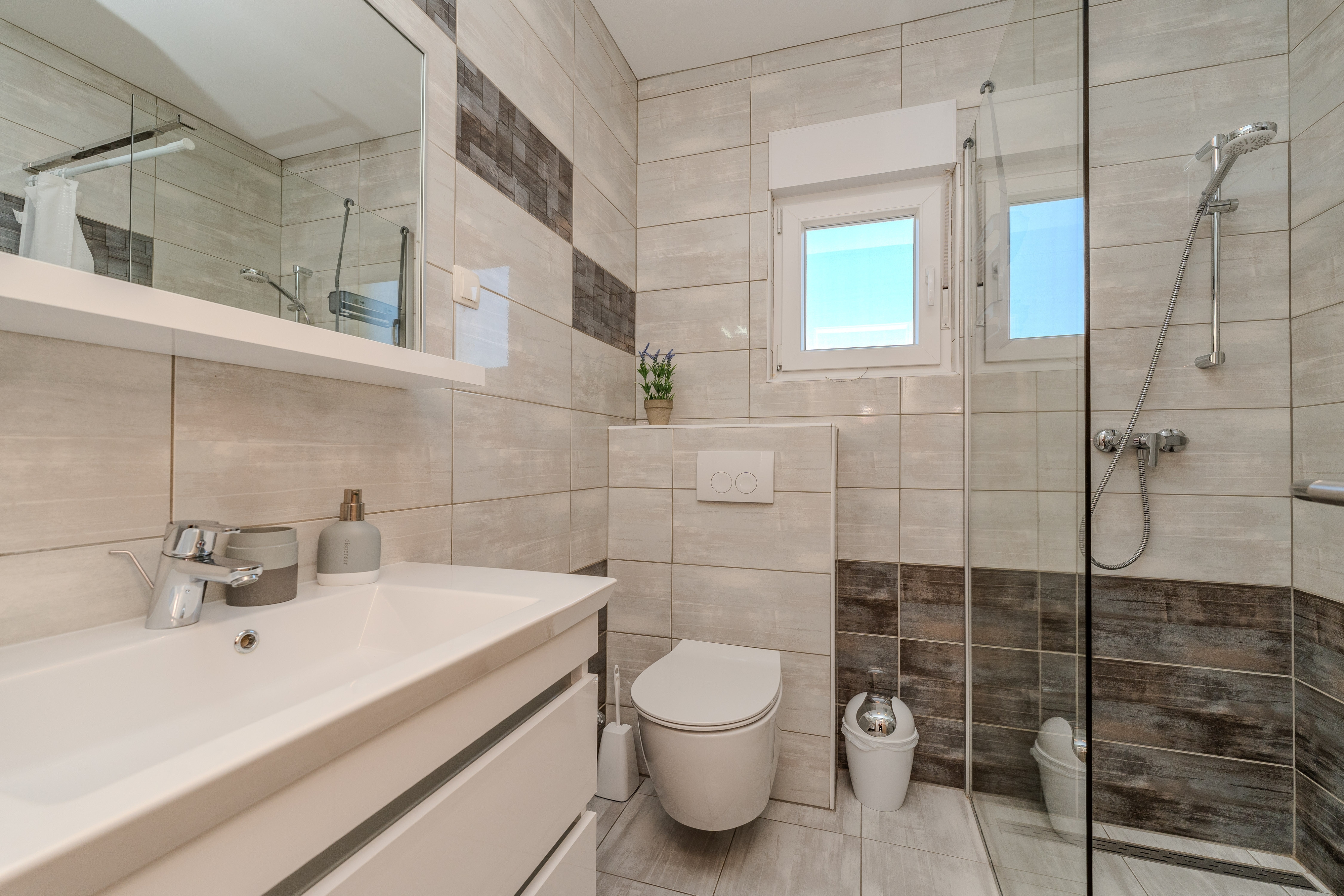 Four bedroom house with terrace Ninski Stanovi, Zadar  K