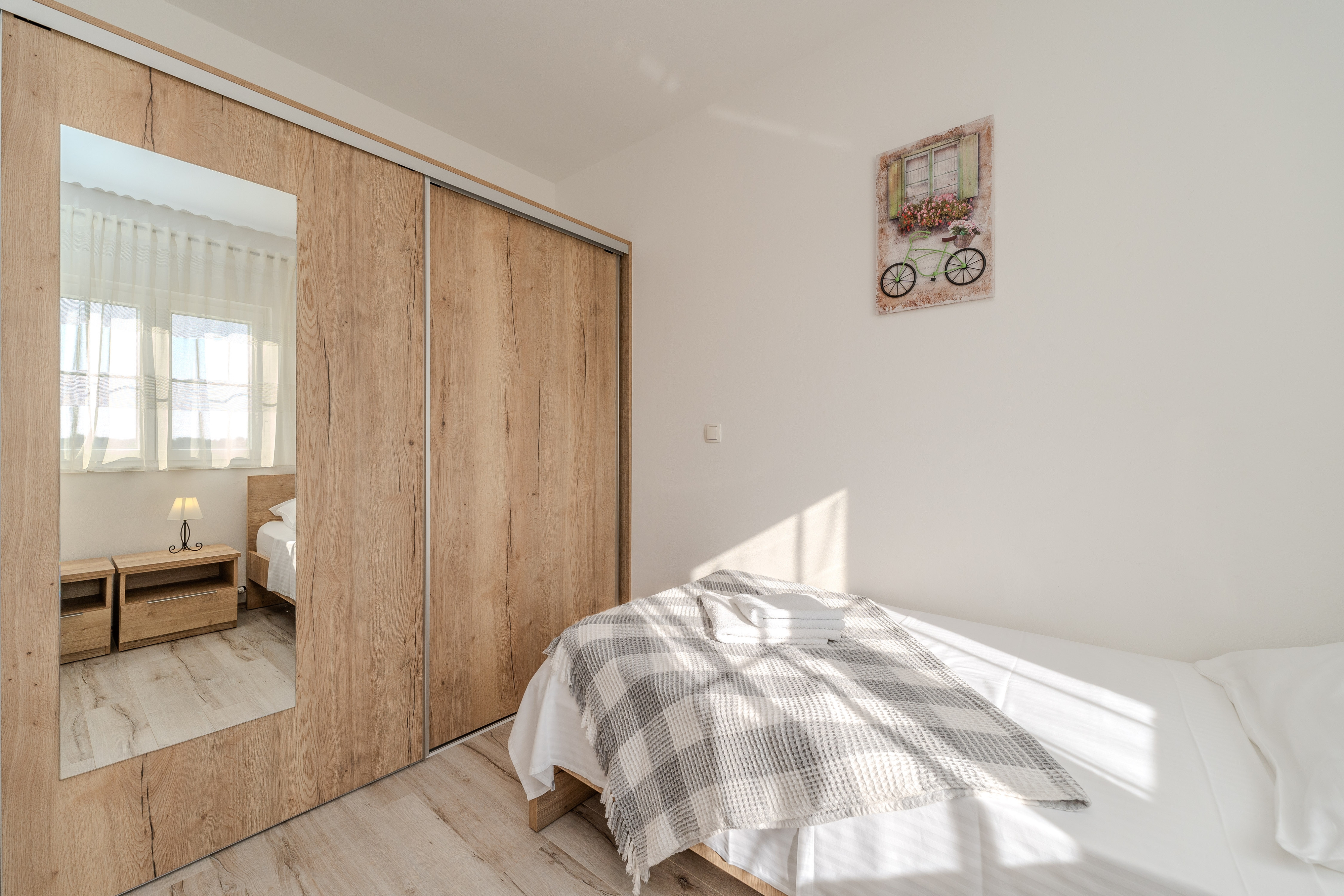 Four bedroom house with terrace Ninski Stanovi, Zadar  K