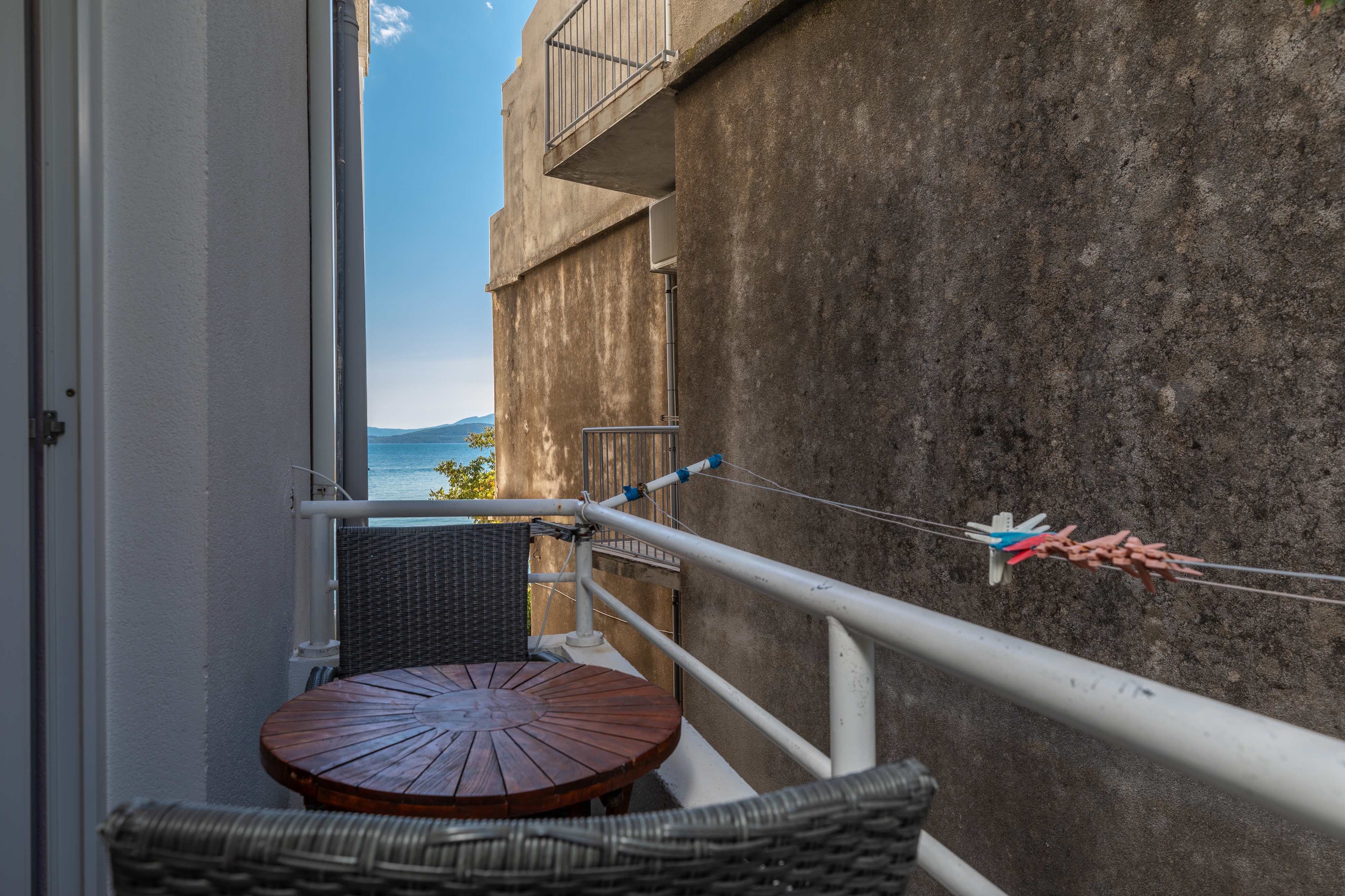 One bedroom apartment near beach Igrane, Makarska  A-a