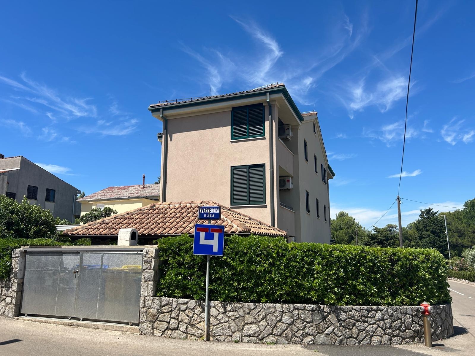 Two bedroom apartment with balcony and sea view Punat, Krk (A-23621-a)