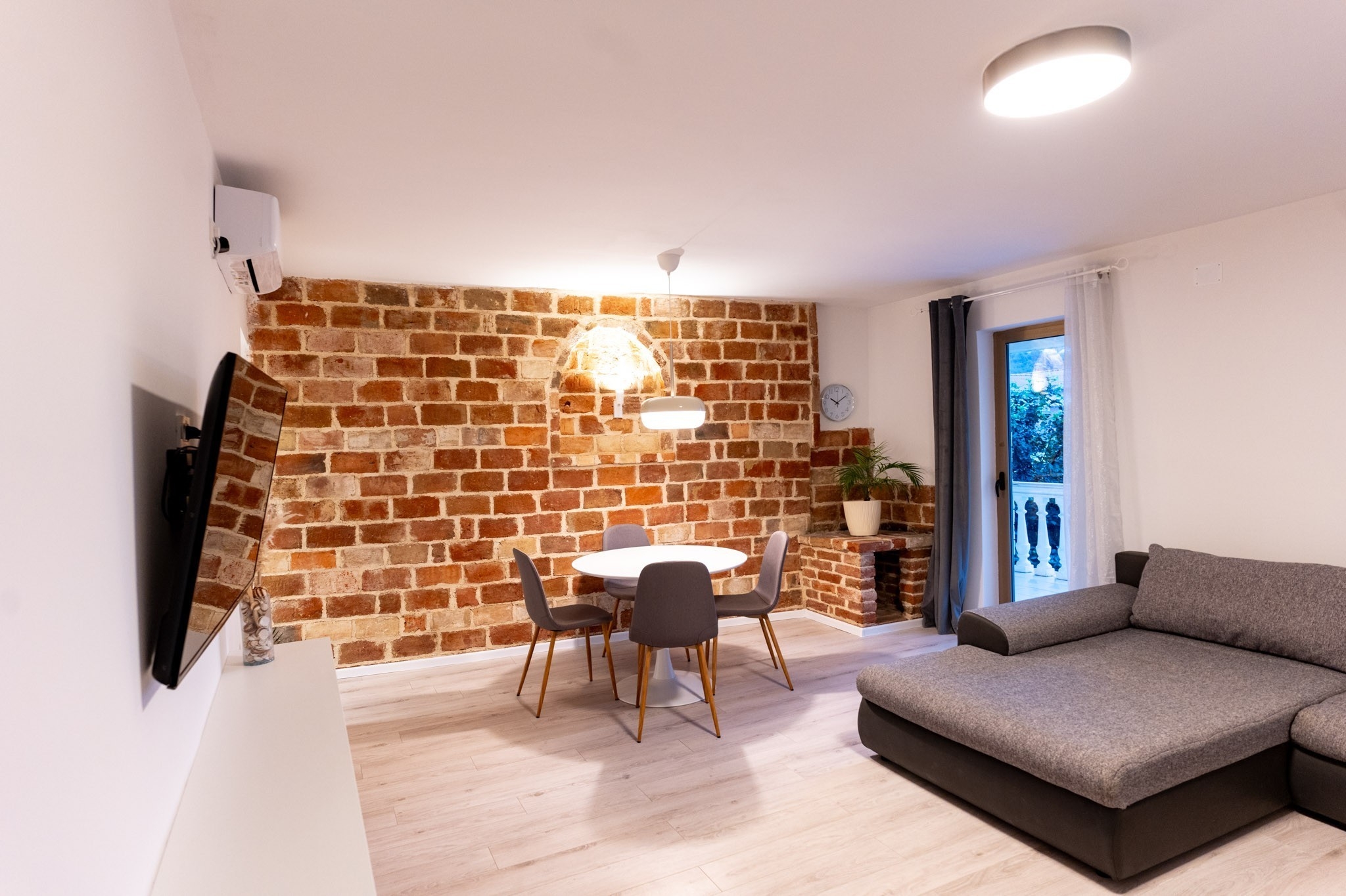 Two bedroom apartment with balcony Palit, Rab (A-23622-c) Two bedroom apartment with balcony Palit, Rab (A-23622-c)