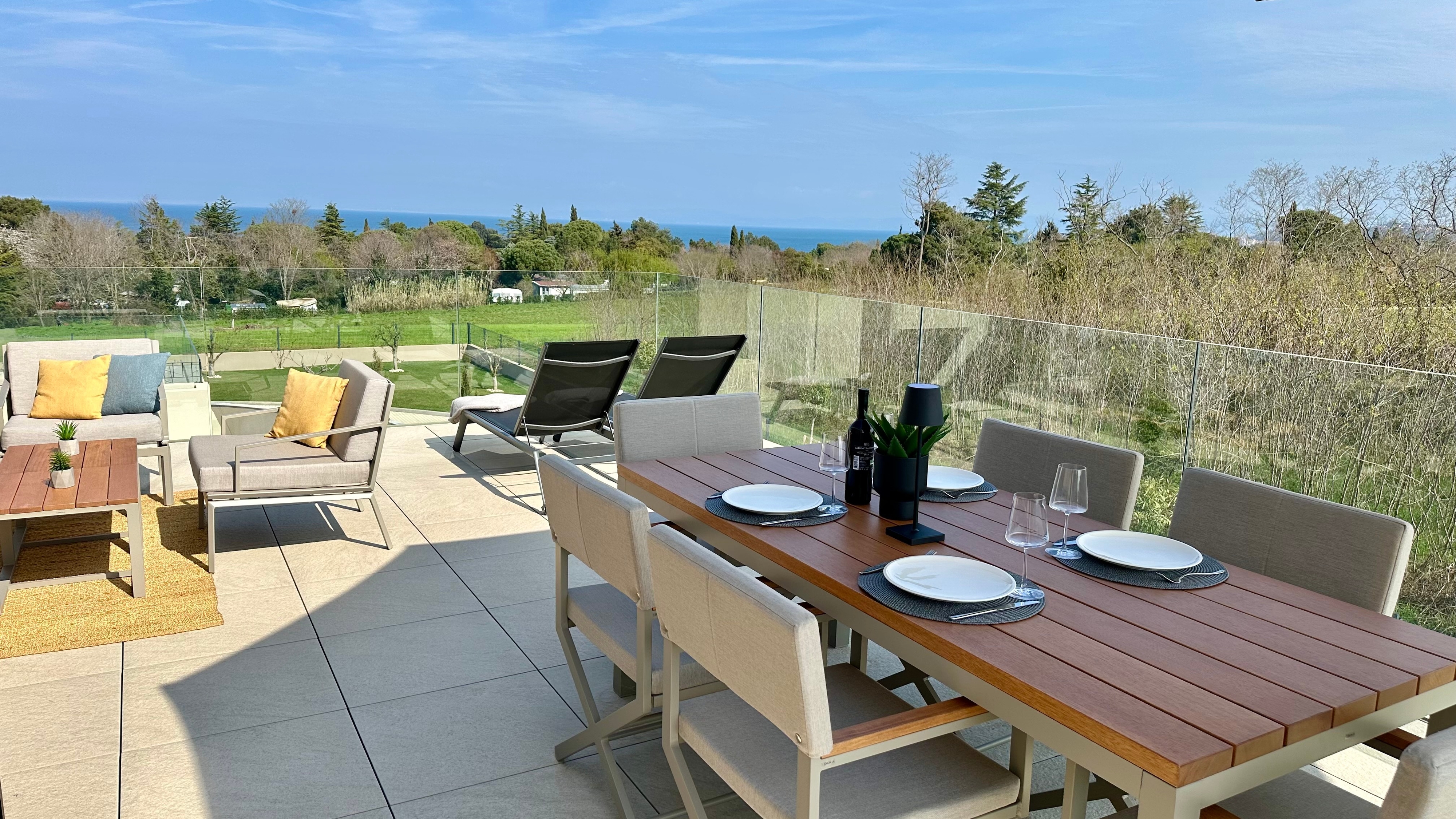 Three bedroom house with terrace and sea view Savudrija, Umag  K