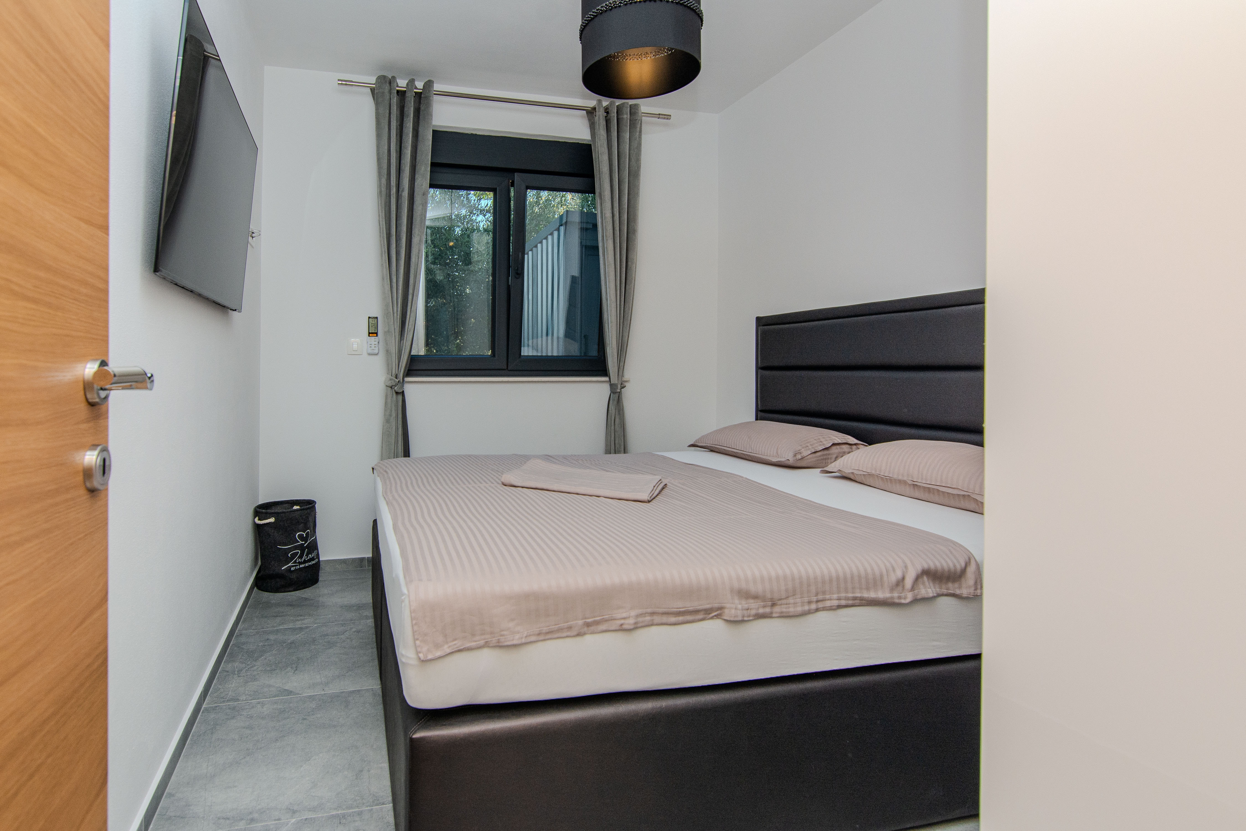 Two bedroom apartment with terrace Vir  A-a