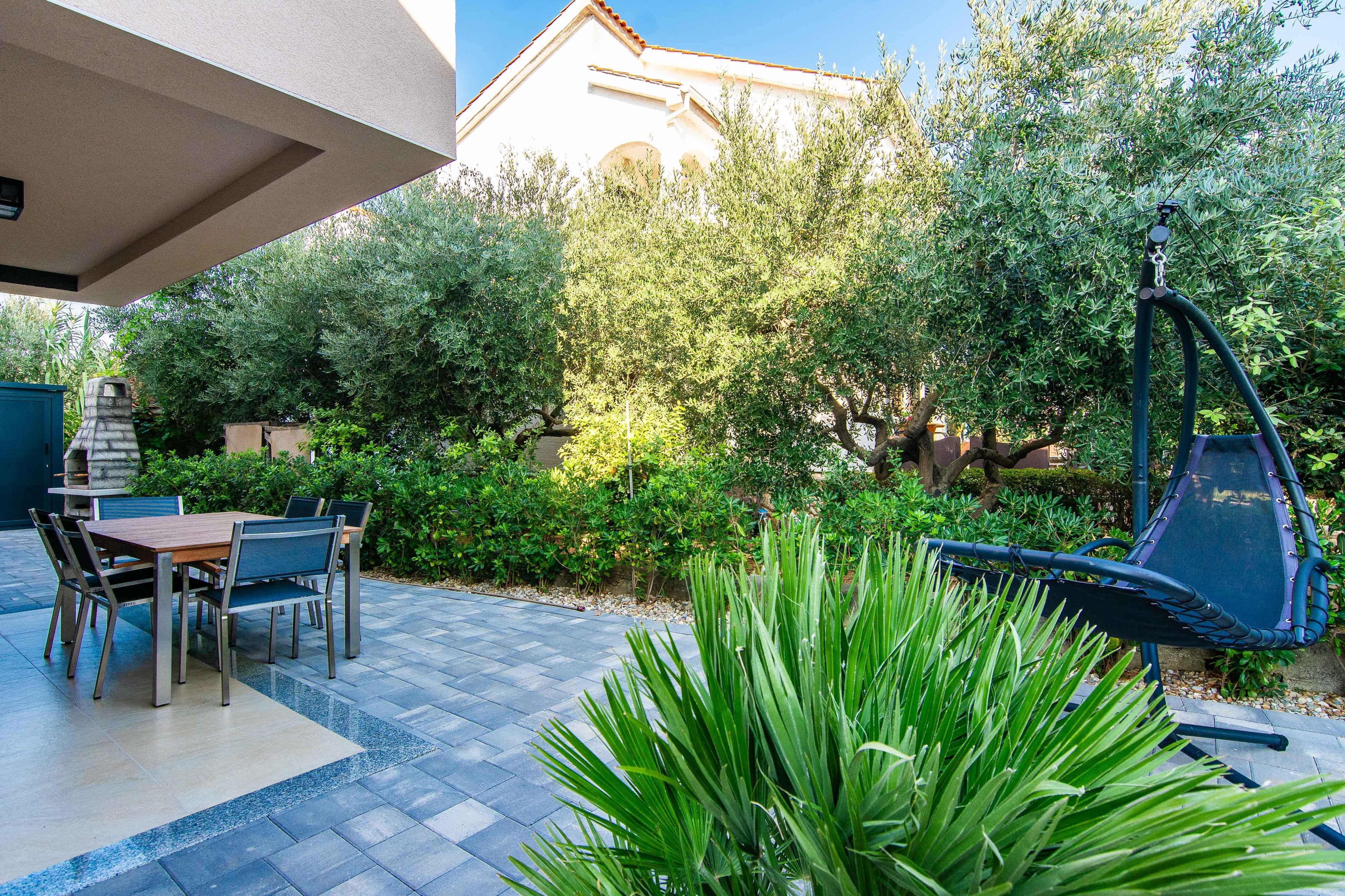 Two bedroom apartment with terrace Vir  A-a
