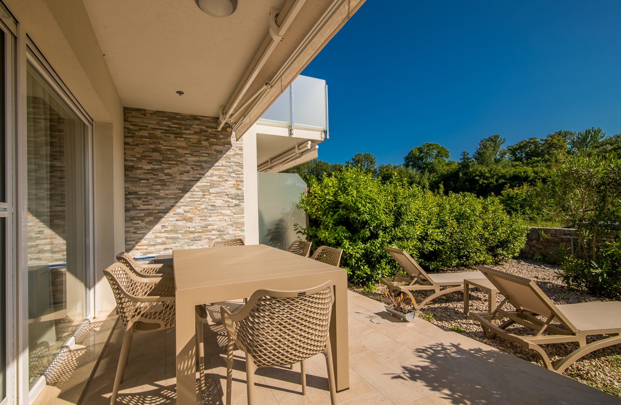 Three bedroom house with terrace and sea view Ljutići, Krk  K