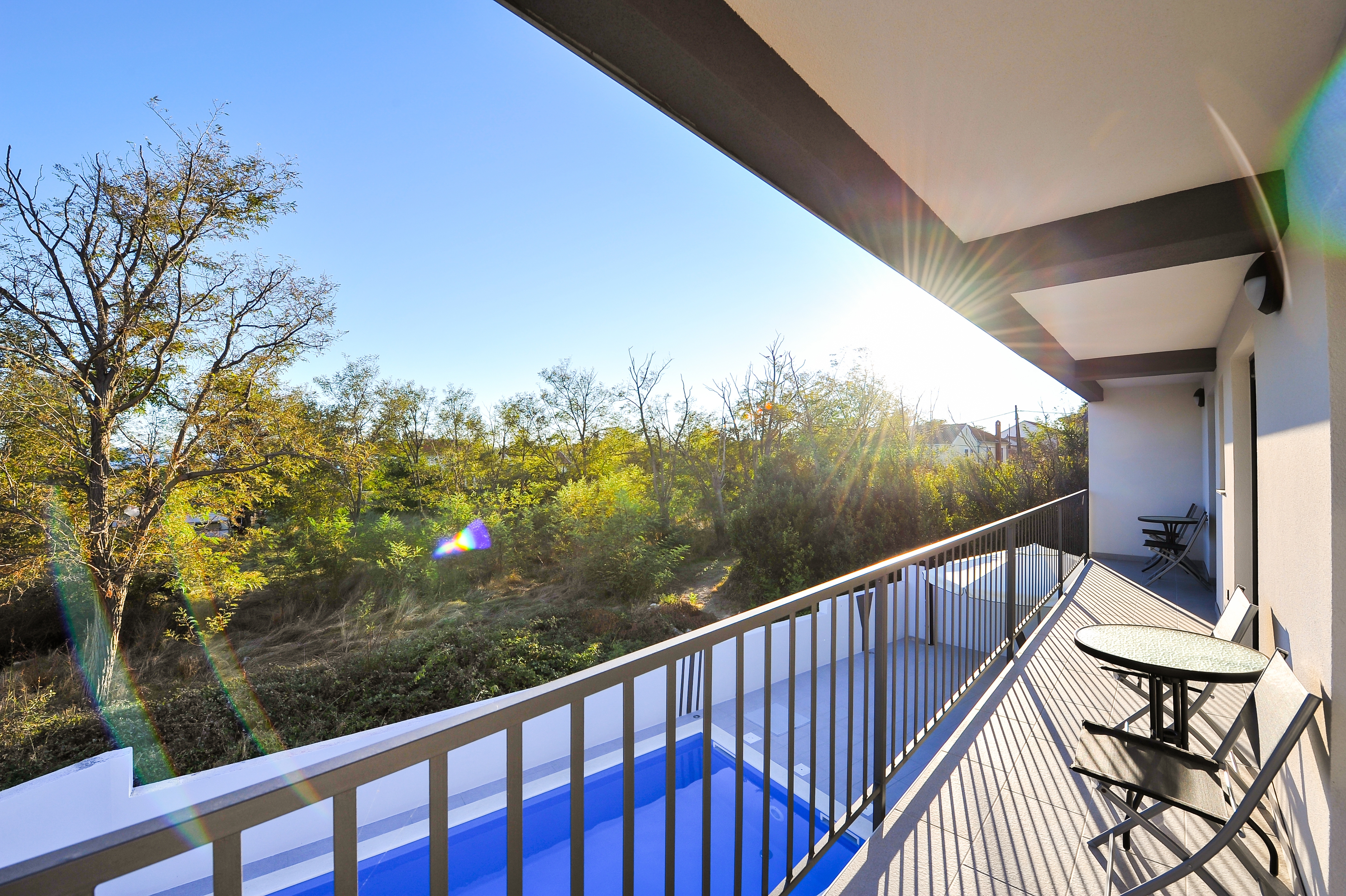 Three bedroom house with balcony Privlaka, Zadar  K