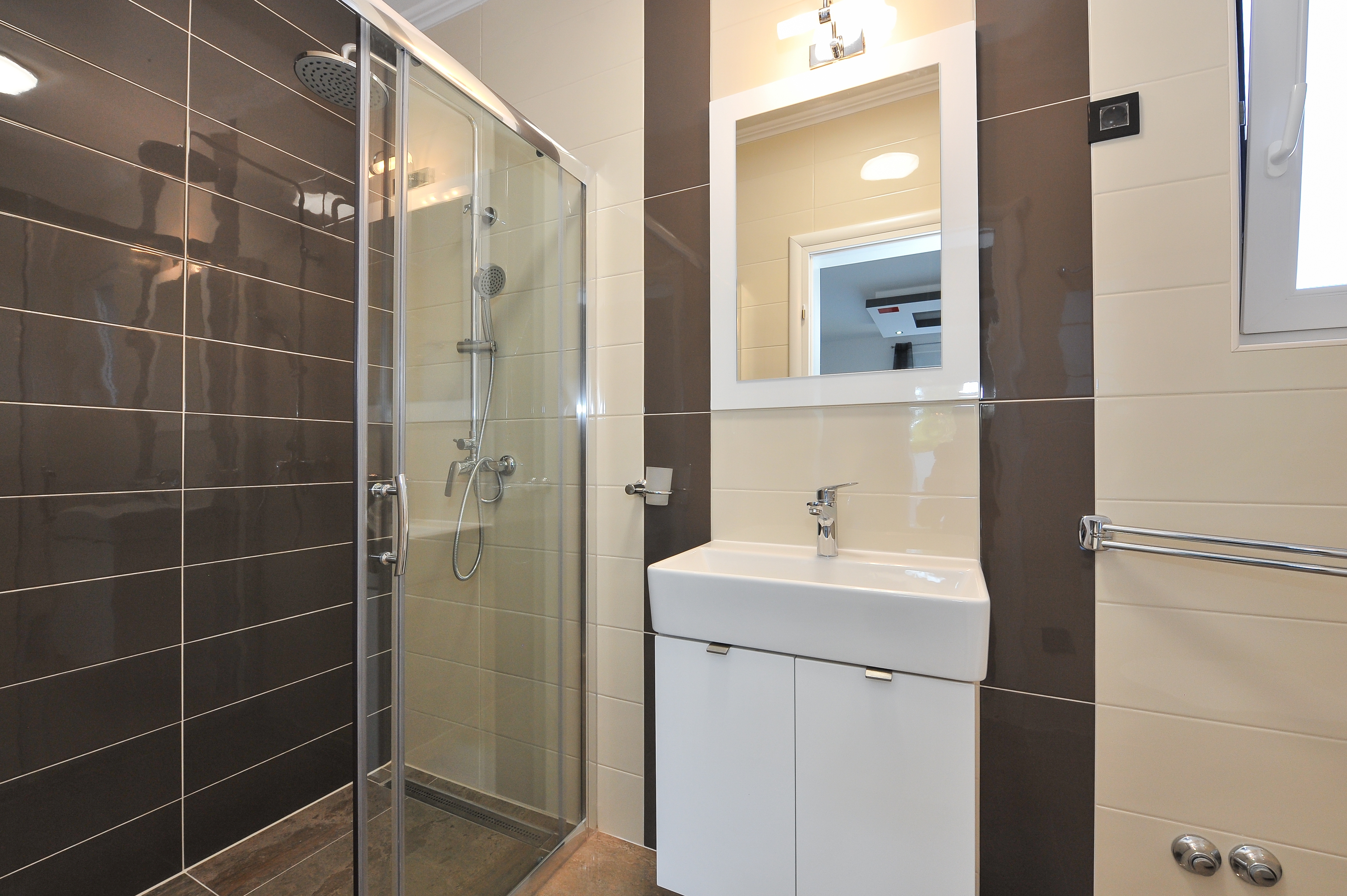 Three bedroom house with balcony Privlaka, Zadar  K