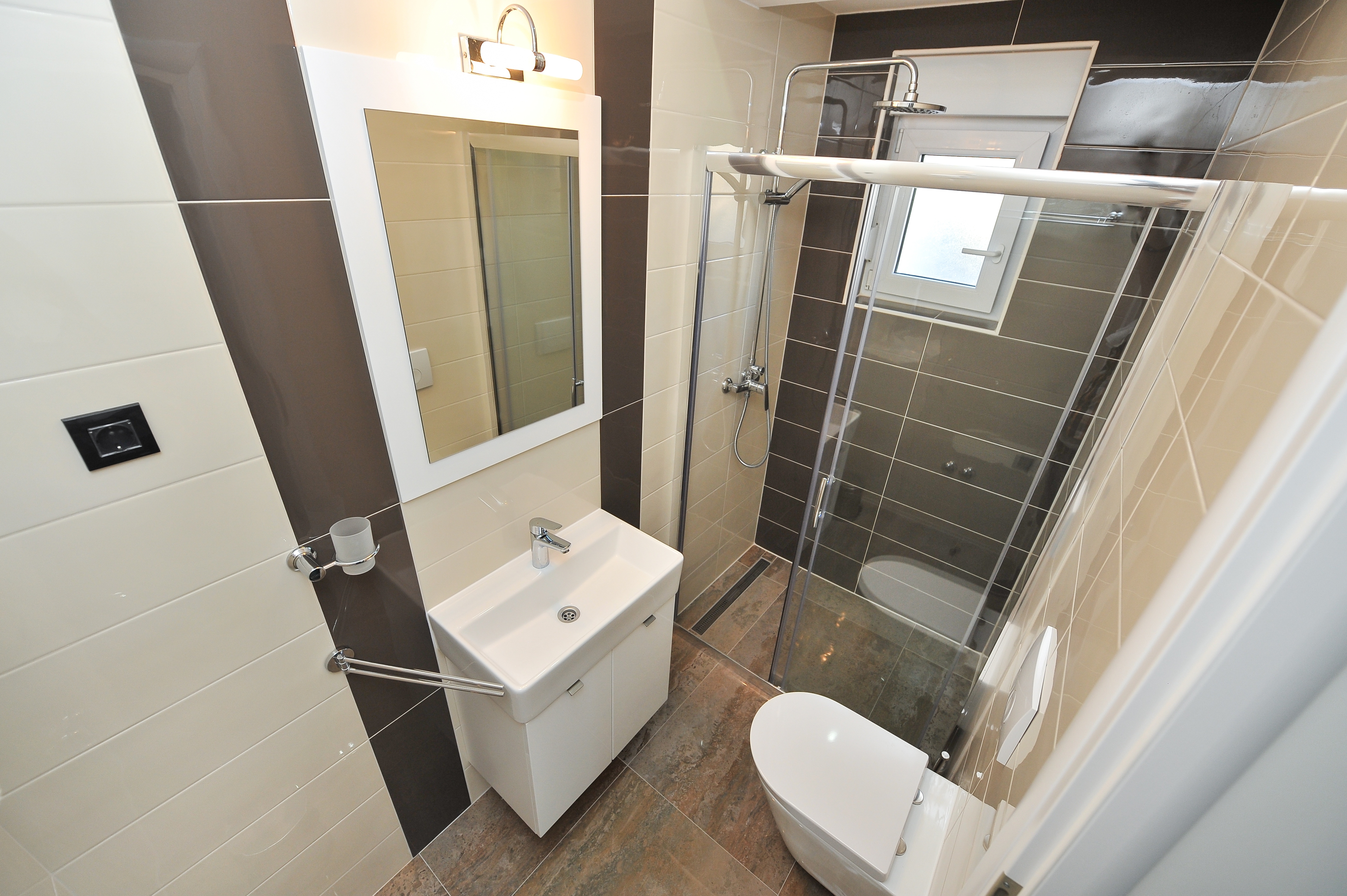 Three bedroom house with balcony Privlaka, Zadar  K