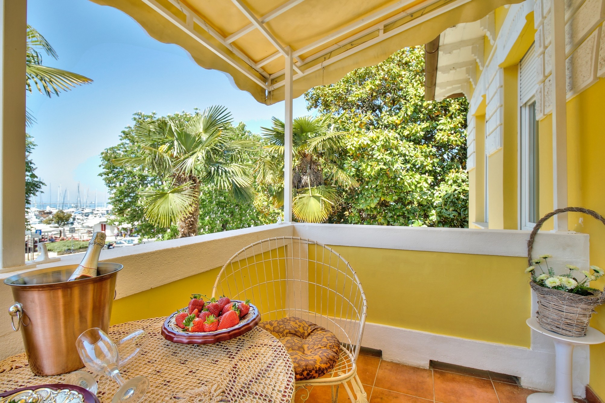 Two bedroom apartment with terrace and sea view Poreč  A-a