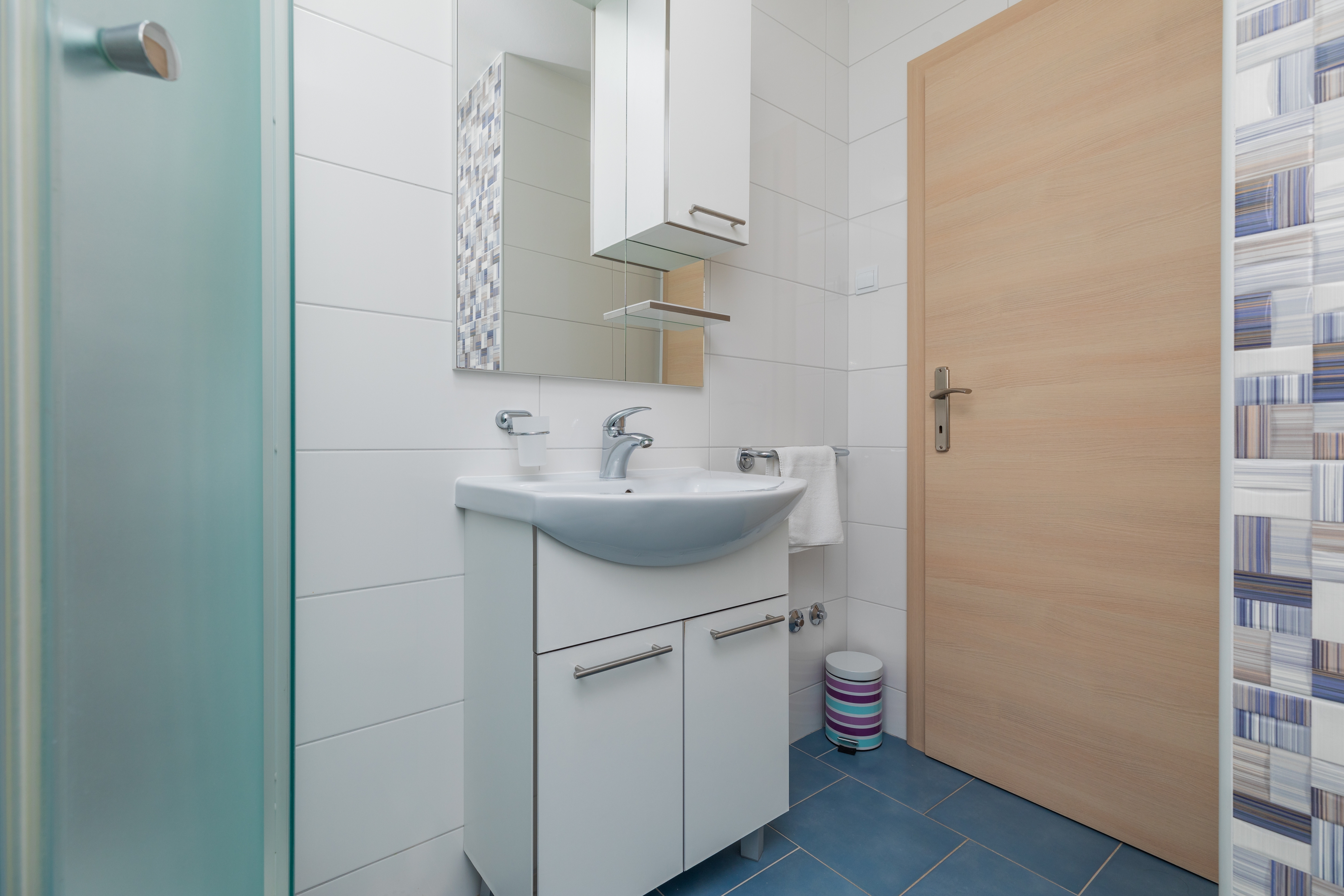 One bedroom apartment with balcony and sea view Baška Voda, Makarska  A-a