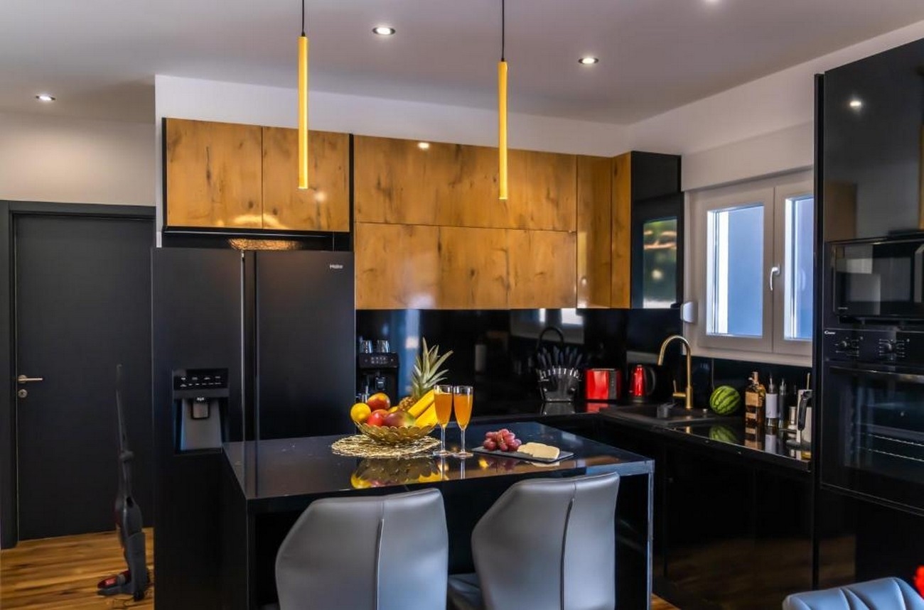 Three bedroom house with terrace Marina, Trogir  K