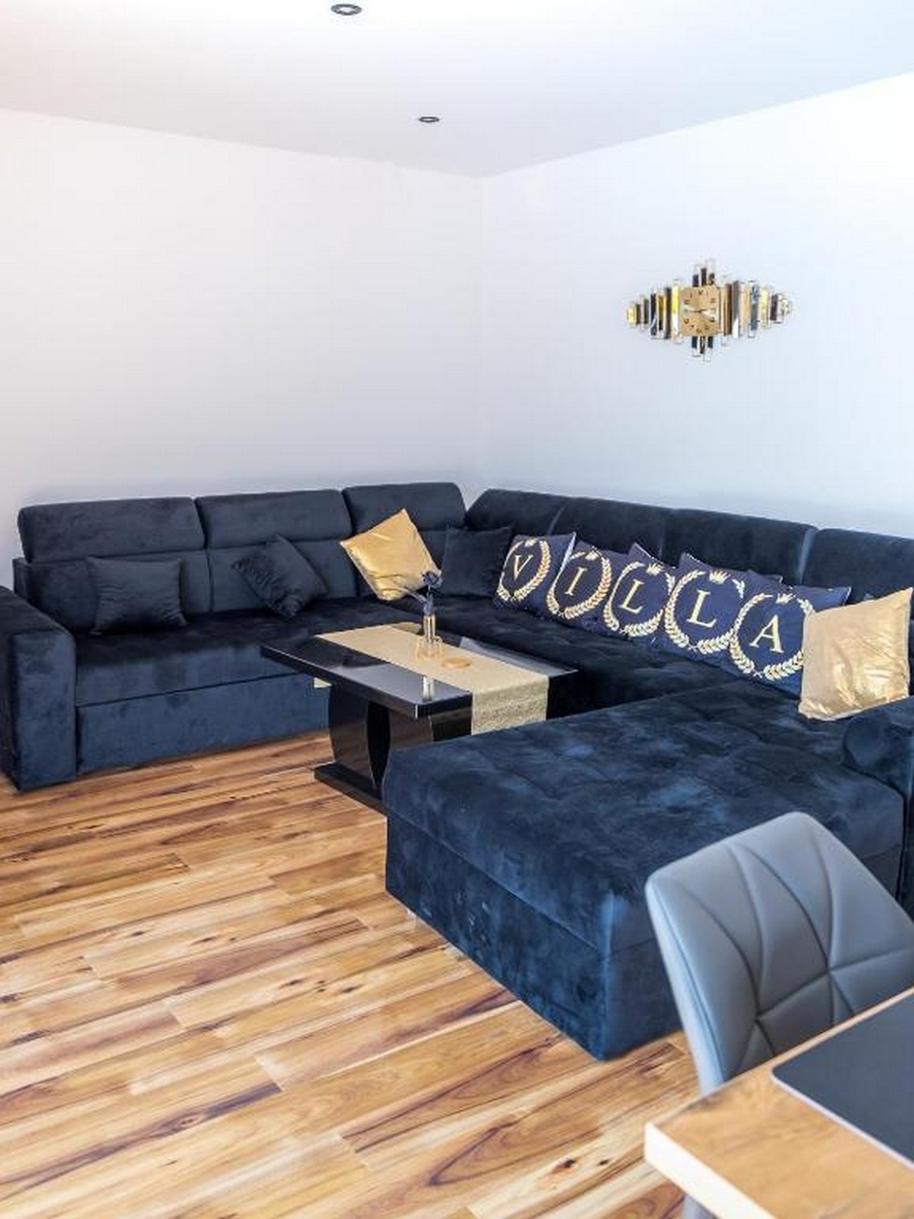 Three bedroom house with terrace Marina, Trogir (K-23644) Three bedroom house with terrace Marina, Trogir (K-23644)